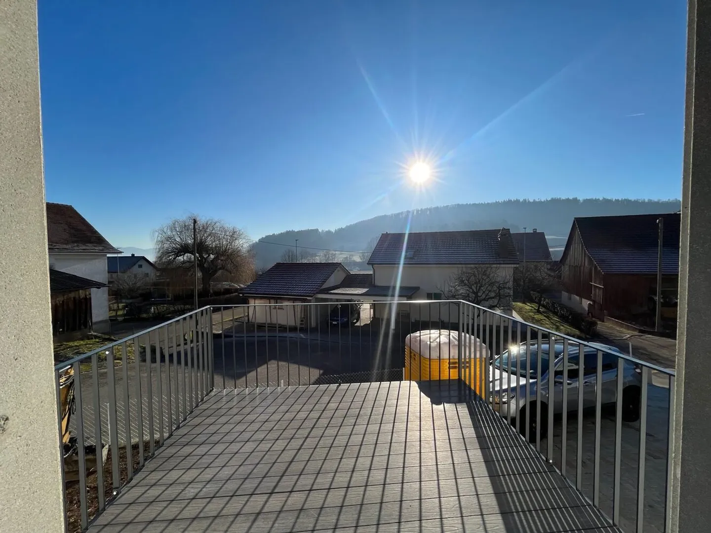 Charming Single-Family Bungalow with 3.5 Rooms in Develier - Photo 3 of 4