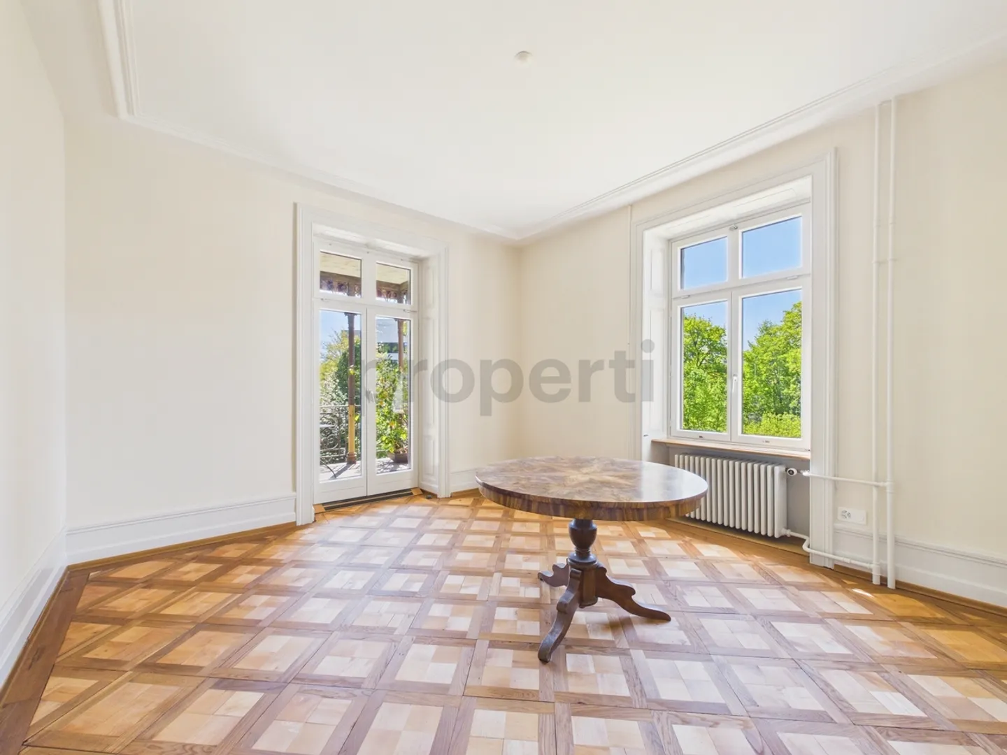 Appartement élégant de 6,5 pièces avec balcon, Zurich - Photo 2 sur 13