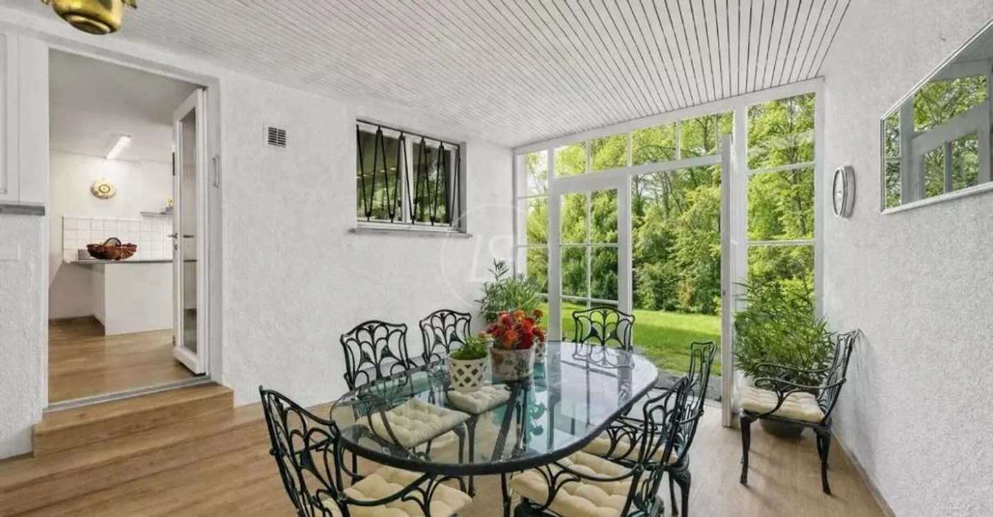 Renoviertes Familienhaus in Epalinges - Foto 10 von 12