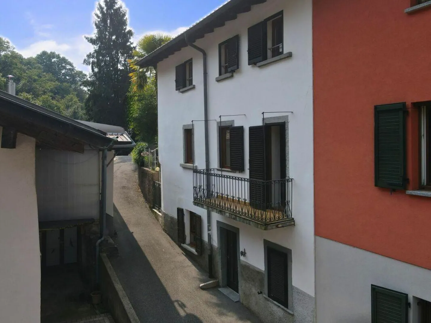 Graziosa casa unifamiliare in zona tranquilla - Foto 2 di 20