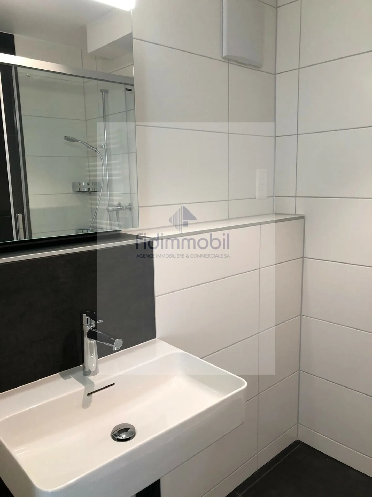 Appartement 4 pièces rénové - Photo 9 sur 12