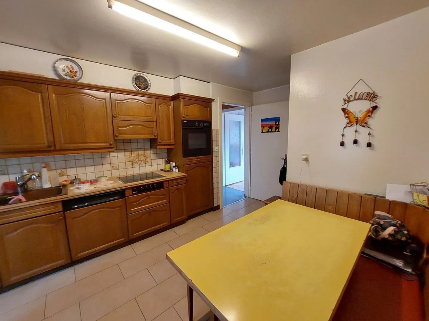 Charming House with Garden - Photo 8 of 11