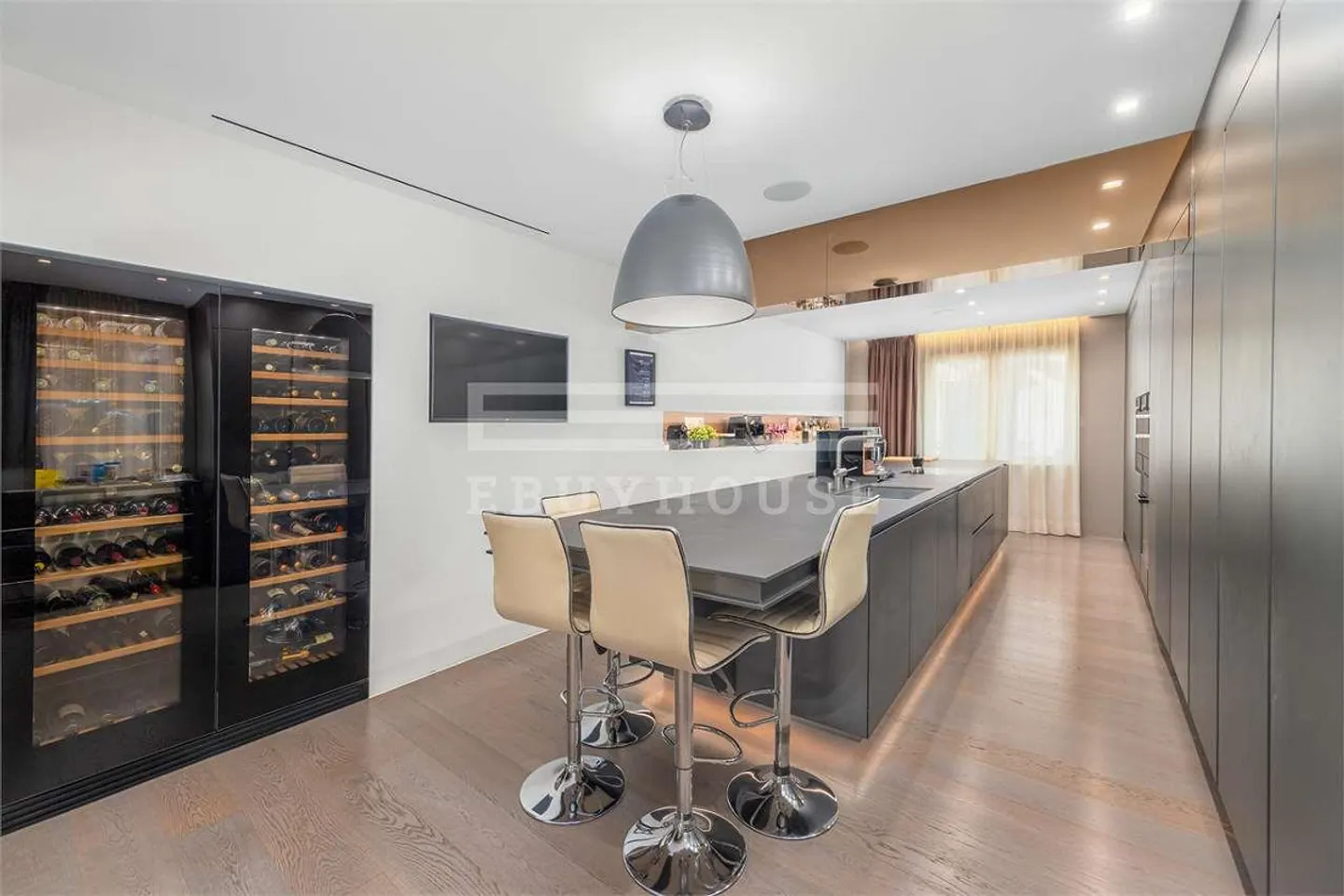 Splendide appartement avec vue sur le lac en plein centre - Photo 5 sur 13