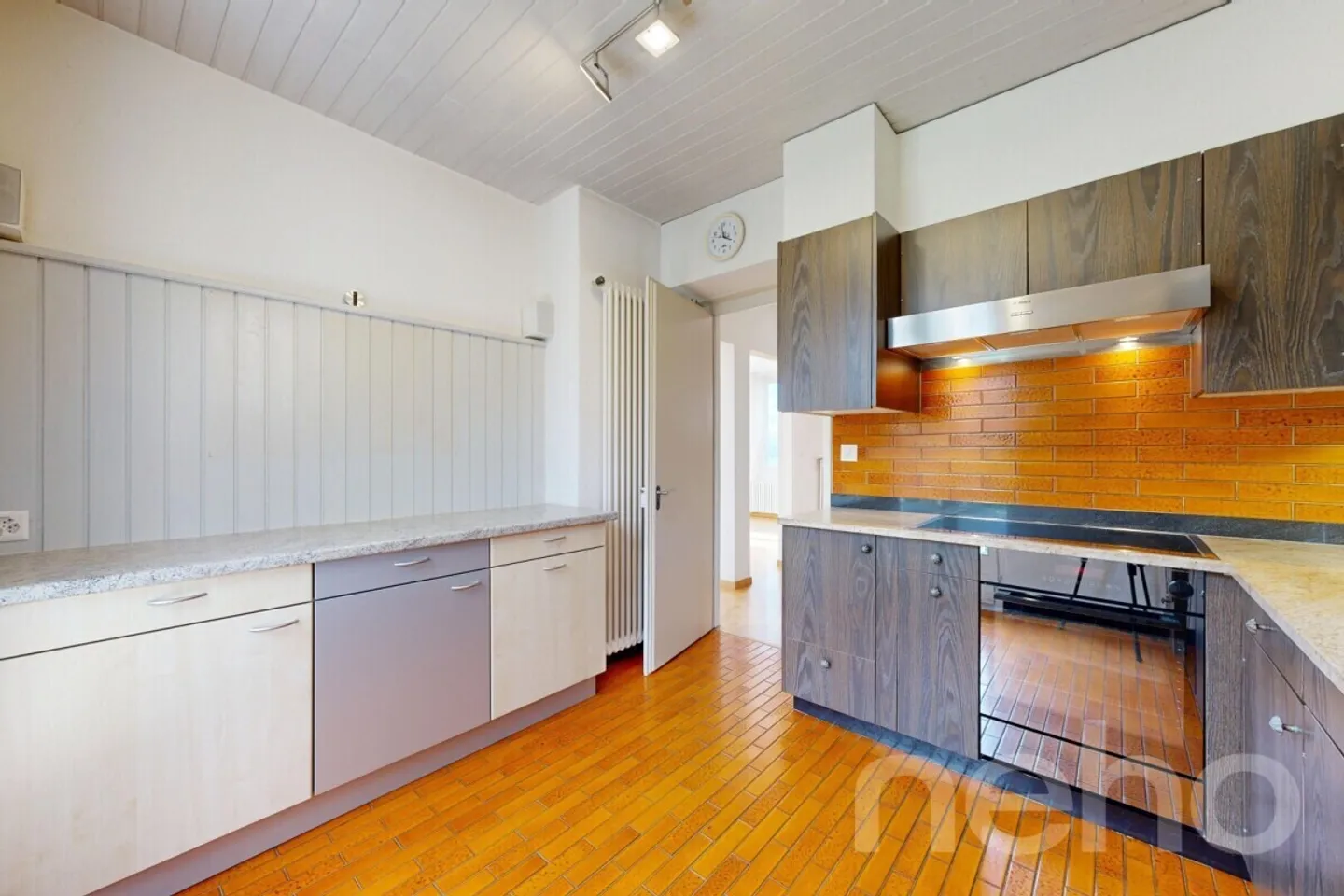 Wunderschöne Villa mit Pool und einzigartigem Panorama über den See und die Alpen - Foto 10 von 12