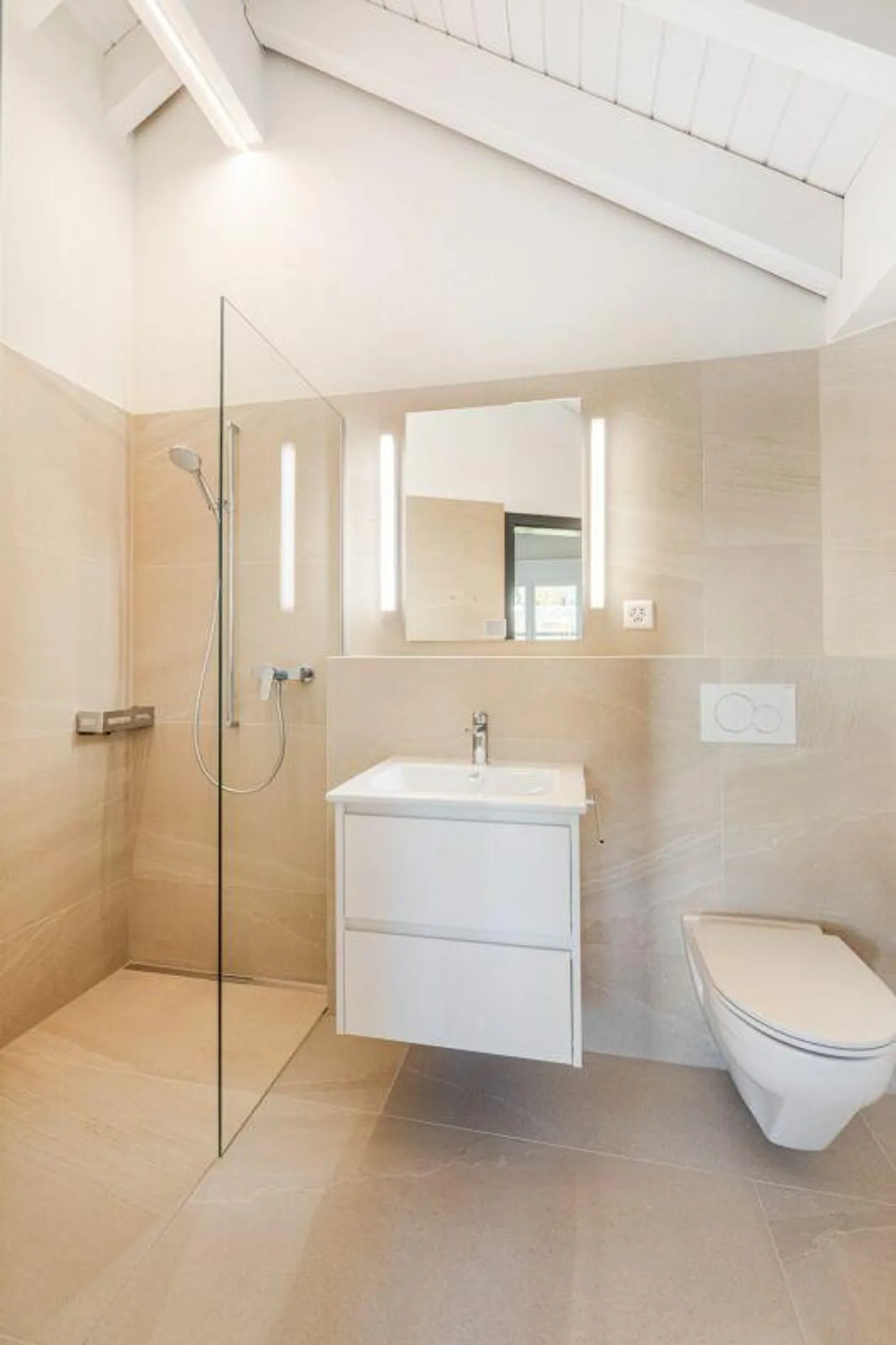 Exklusive Maisonette mit traumhafter Sicht - Foto 13 von 15