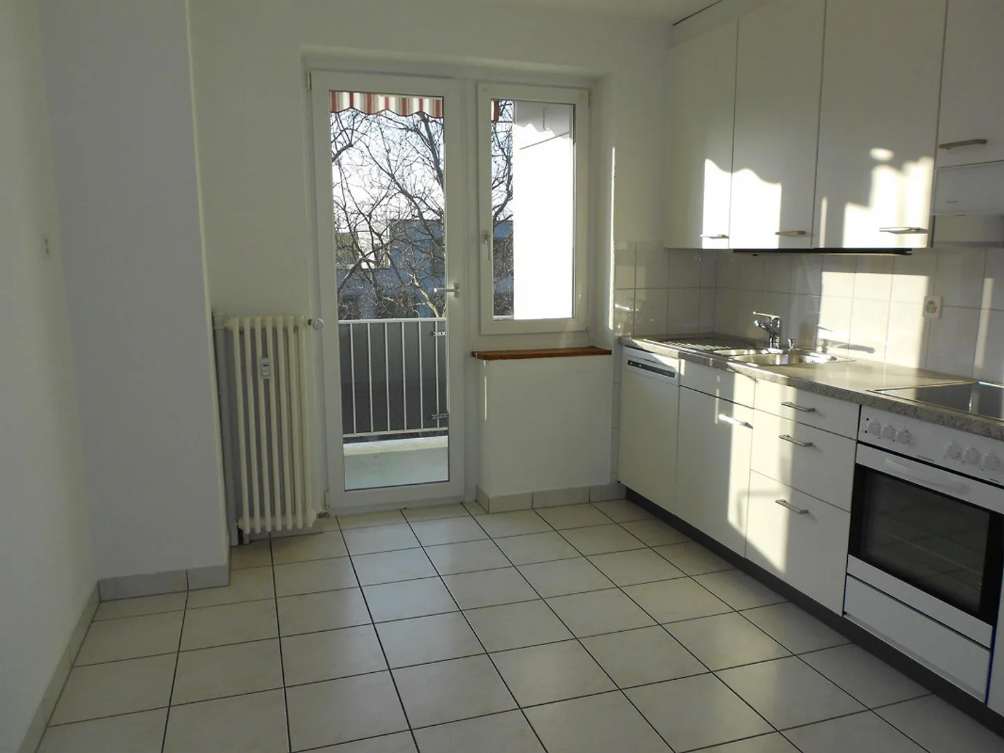 Appartement spacieux à louer ! - Photo 3 sur 7