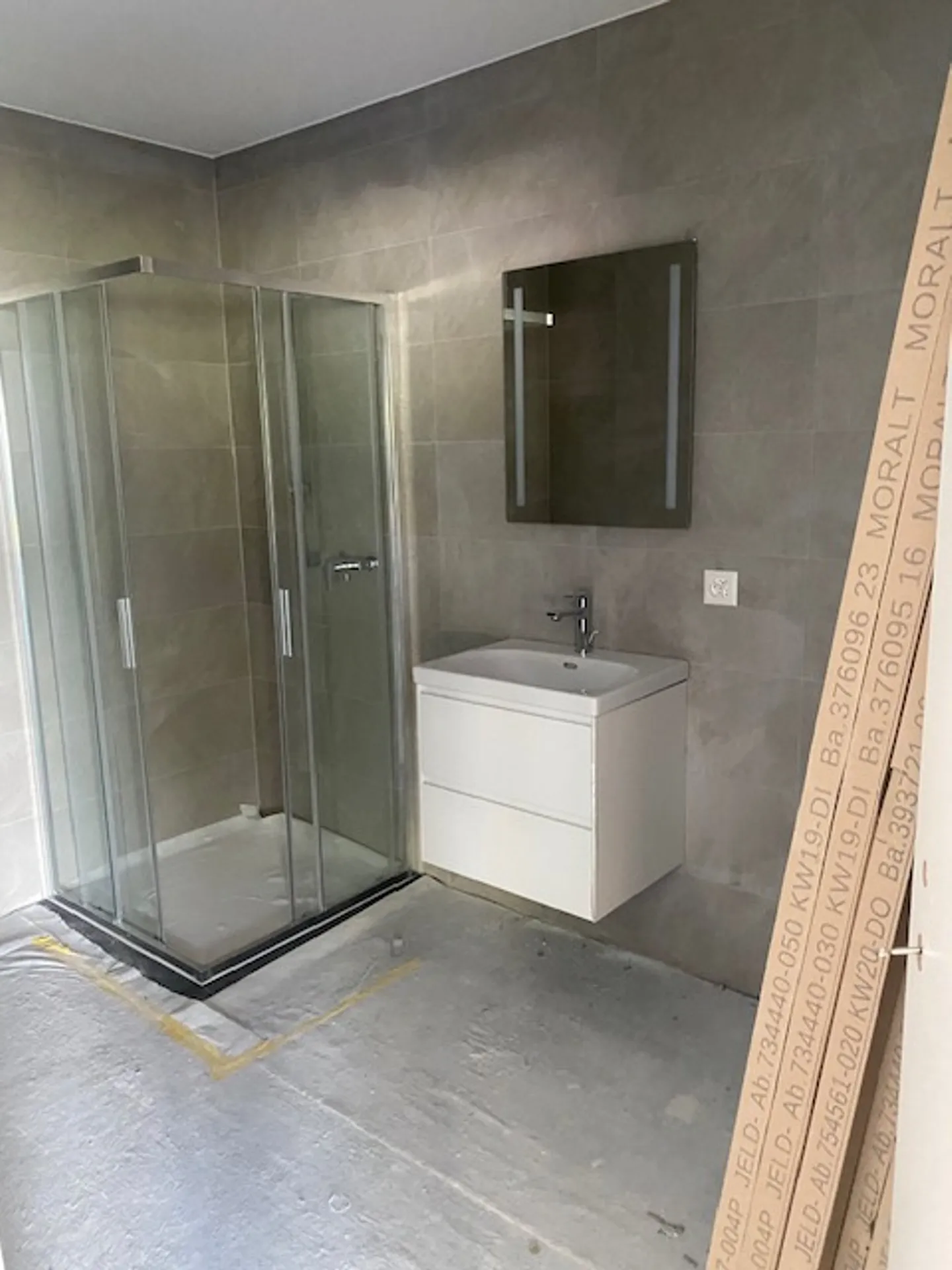 À vendre – Appartement 2.5 pièces presque neuf au rez-de-chaussée (terrasse et jardin) – Sion (VS) - Photo 8 sur 11