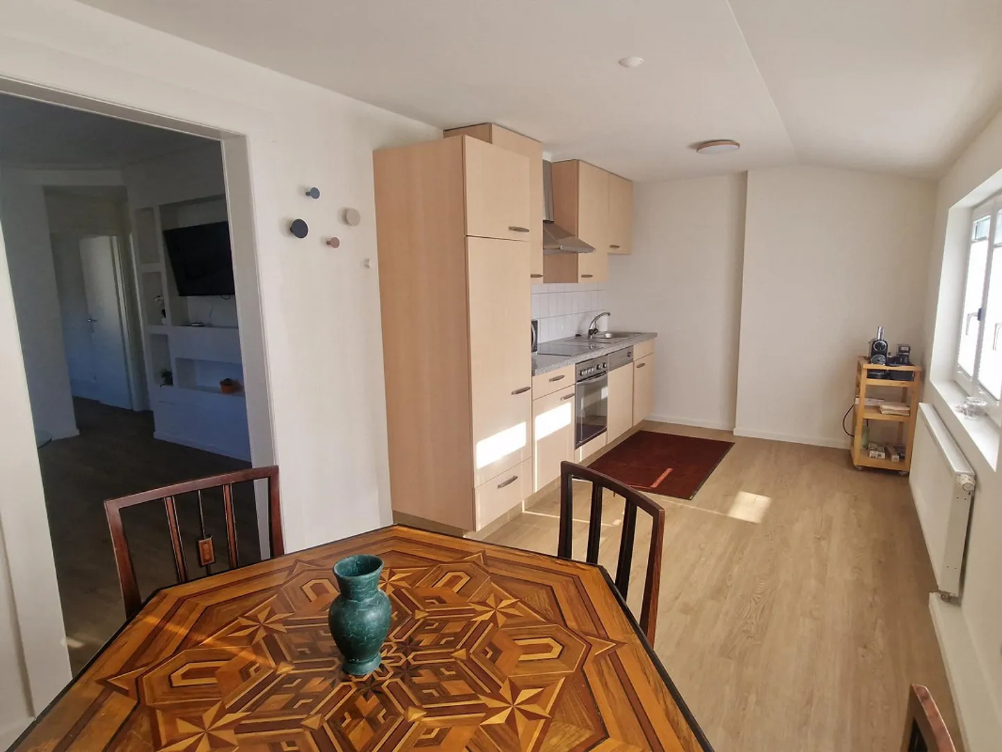 6-room house with 3 kitchens for rent, ideal for living and working - Photo 7 of 14