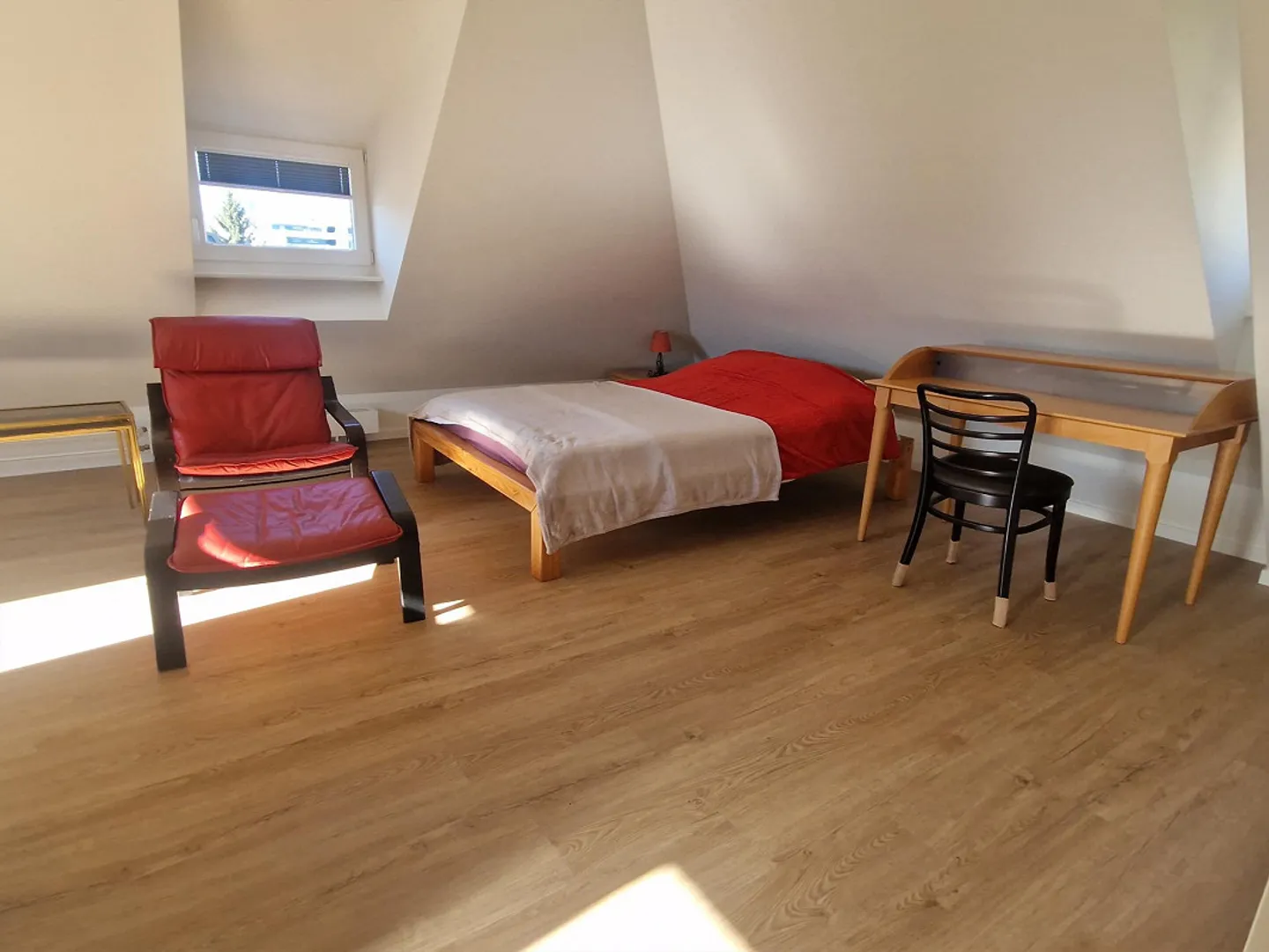 6-room house with 3 kitchens for rent, ideal for living and working - Photo 13 of 14