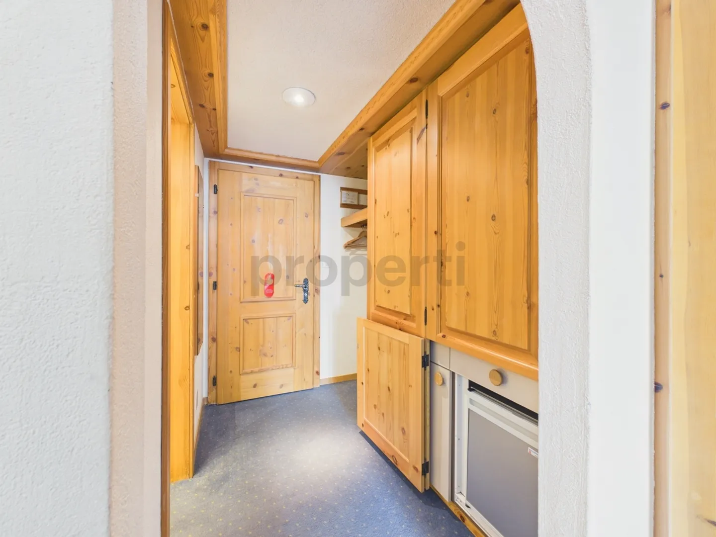 Bright 1.5-room apartment with balcony, Davos Dorf - Photo 6 of 13