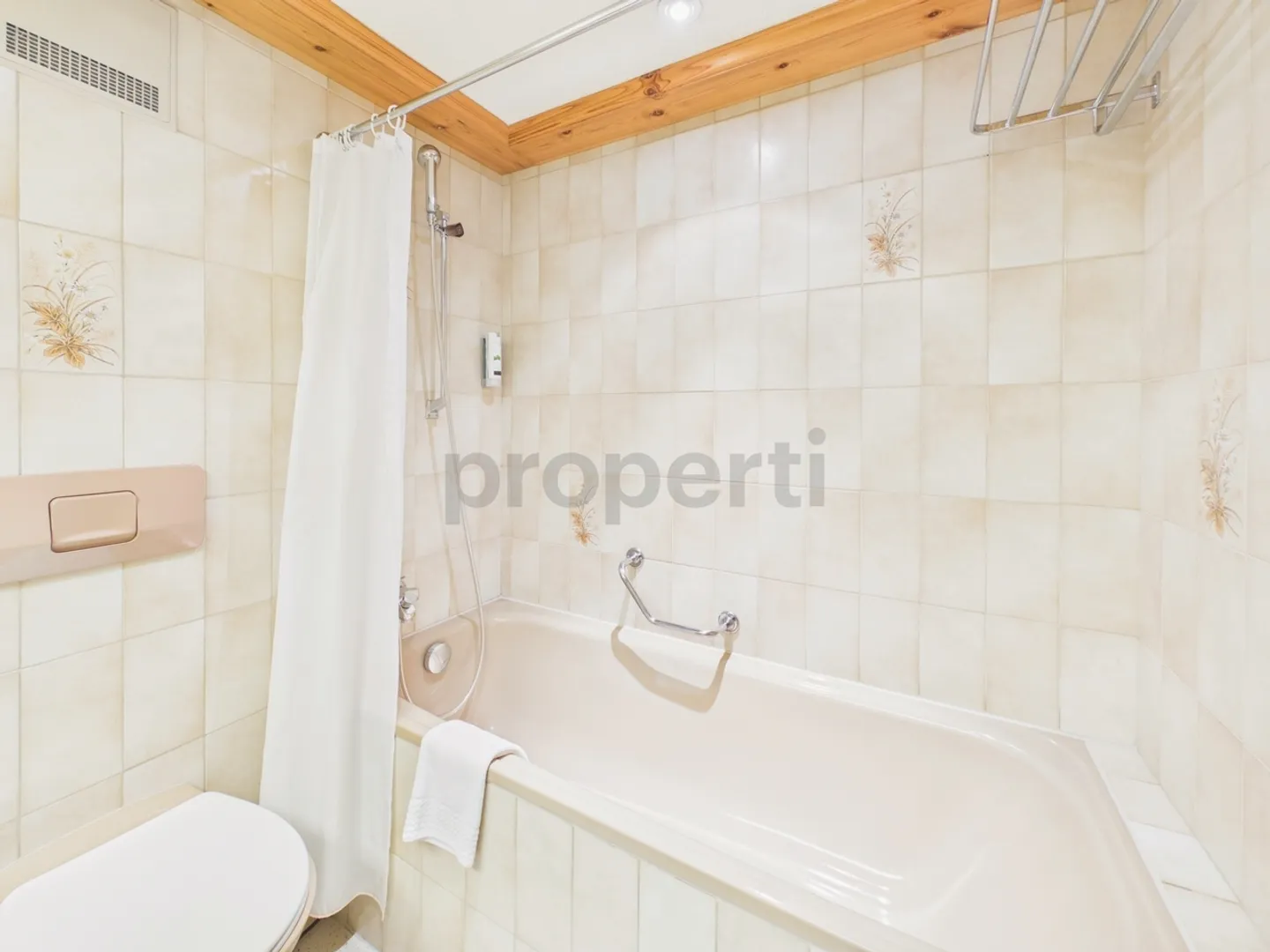 Bright 1.5-room apartment with balcony, Davos Dorf - Photo 8 of 13