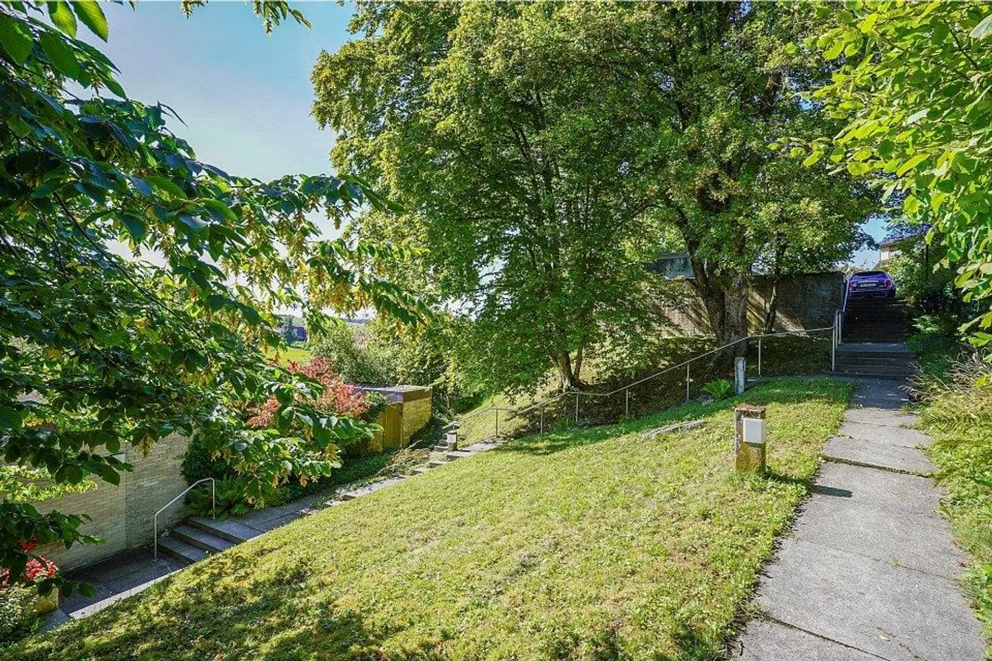 Casa dell'architetto con 7 stanze - Foto 8 di 13