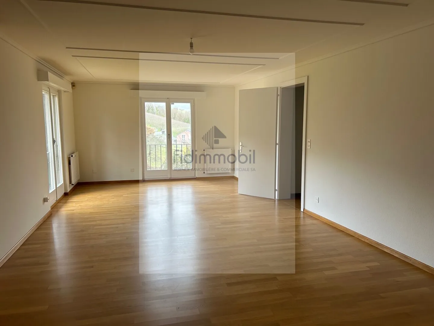 PRÄCHTIGES WEINGUTSHAUS IN RUHIGER LAGE - Foto 6 di 19