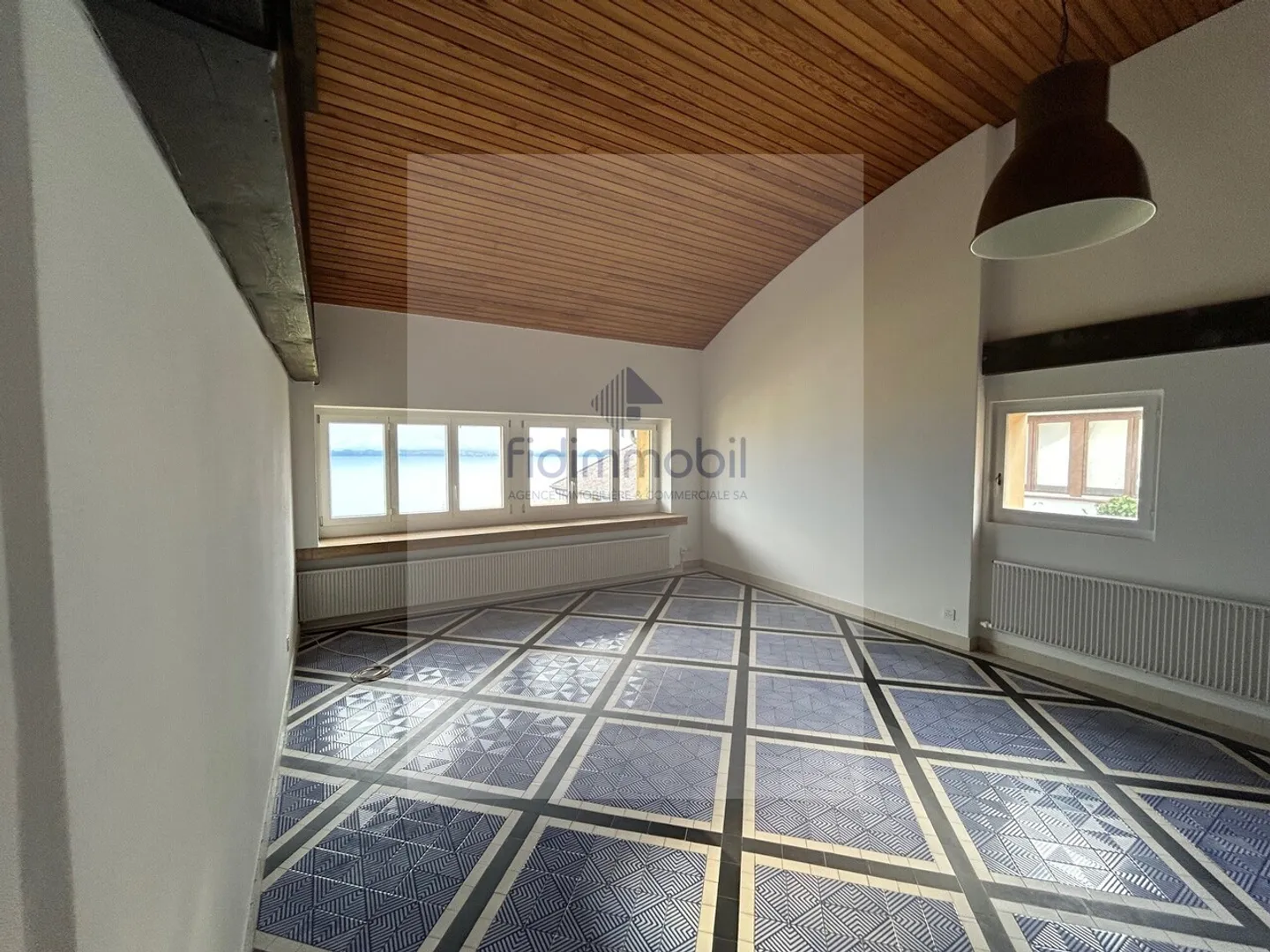 PRÄCHTIGES WEINGUTSHAUS IN RUHIGER LAGE - Foto 8 di 19