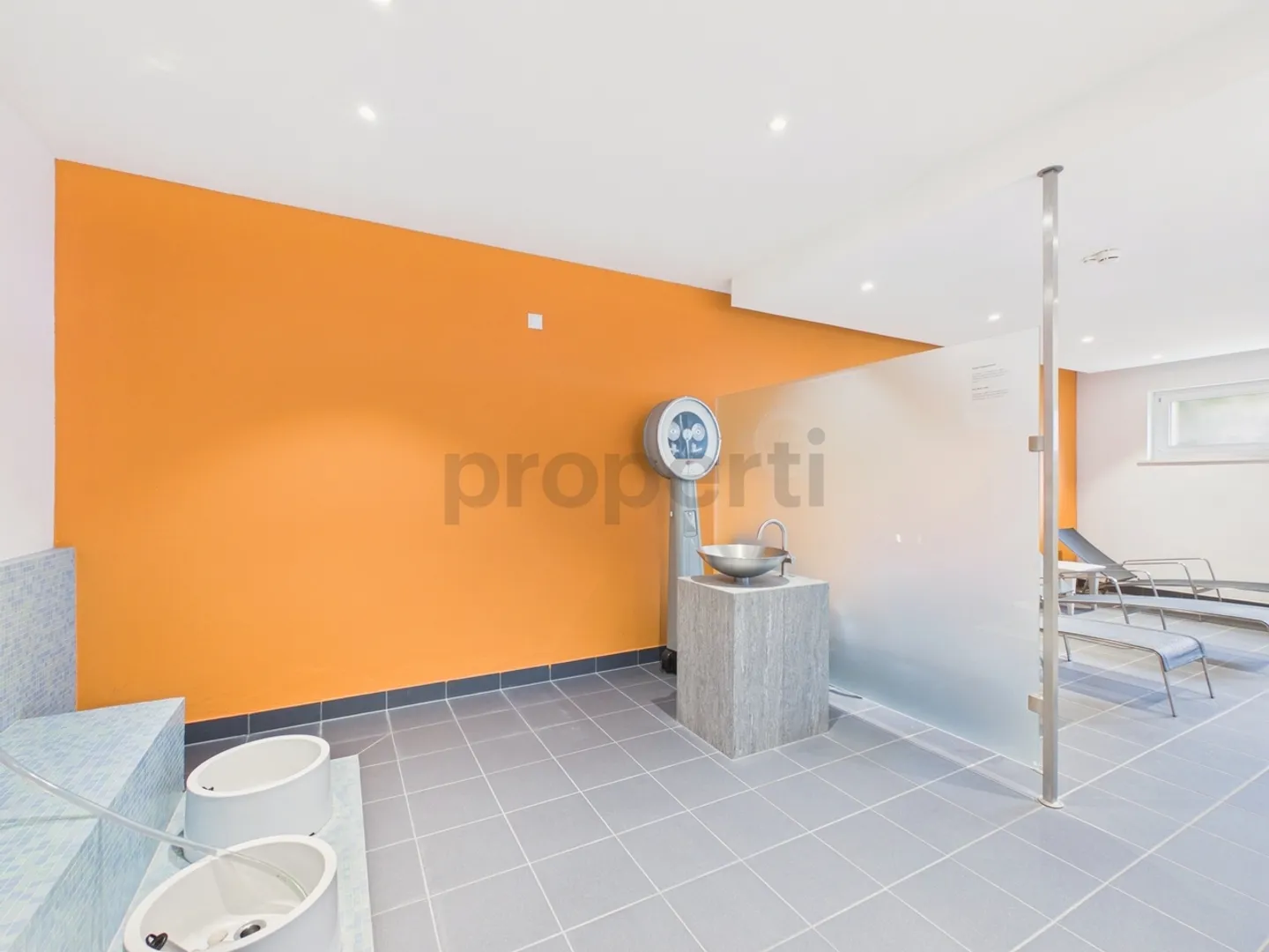 Bright 1.5-room apartment with balcony, Davos Dorf - Photo 11 of 13