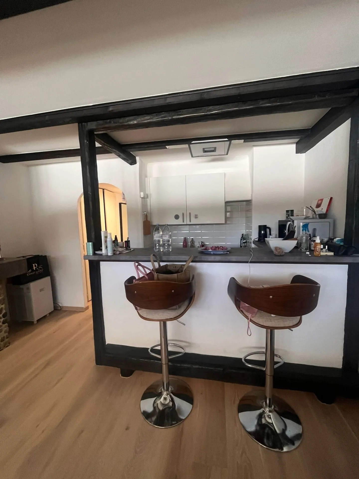 Studio rénové au centre de Villars-sur-Ollon - Achat Société Immobilière par actions - Photo 4 sur 8