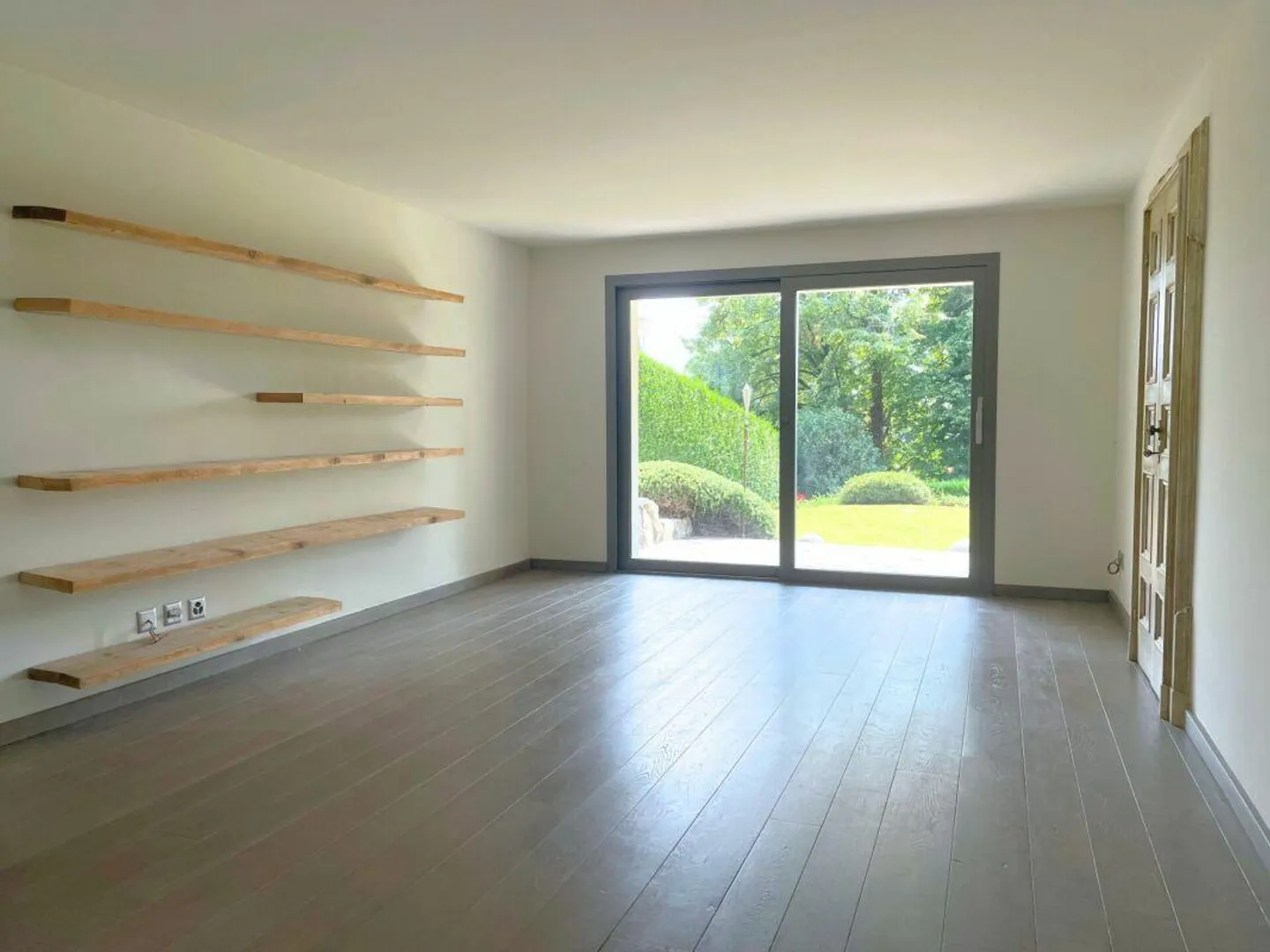 Einfamilienhaus mit Garten und Panoramablick renoviert - Foto 11 von 16