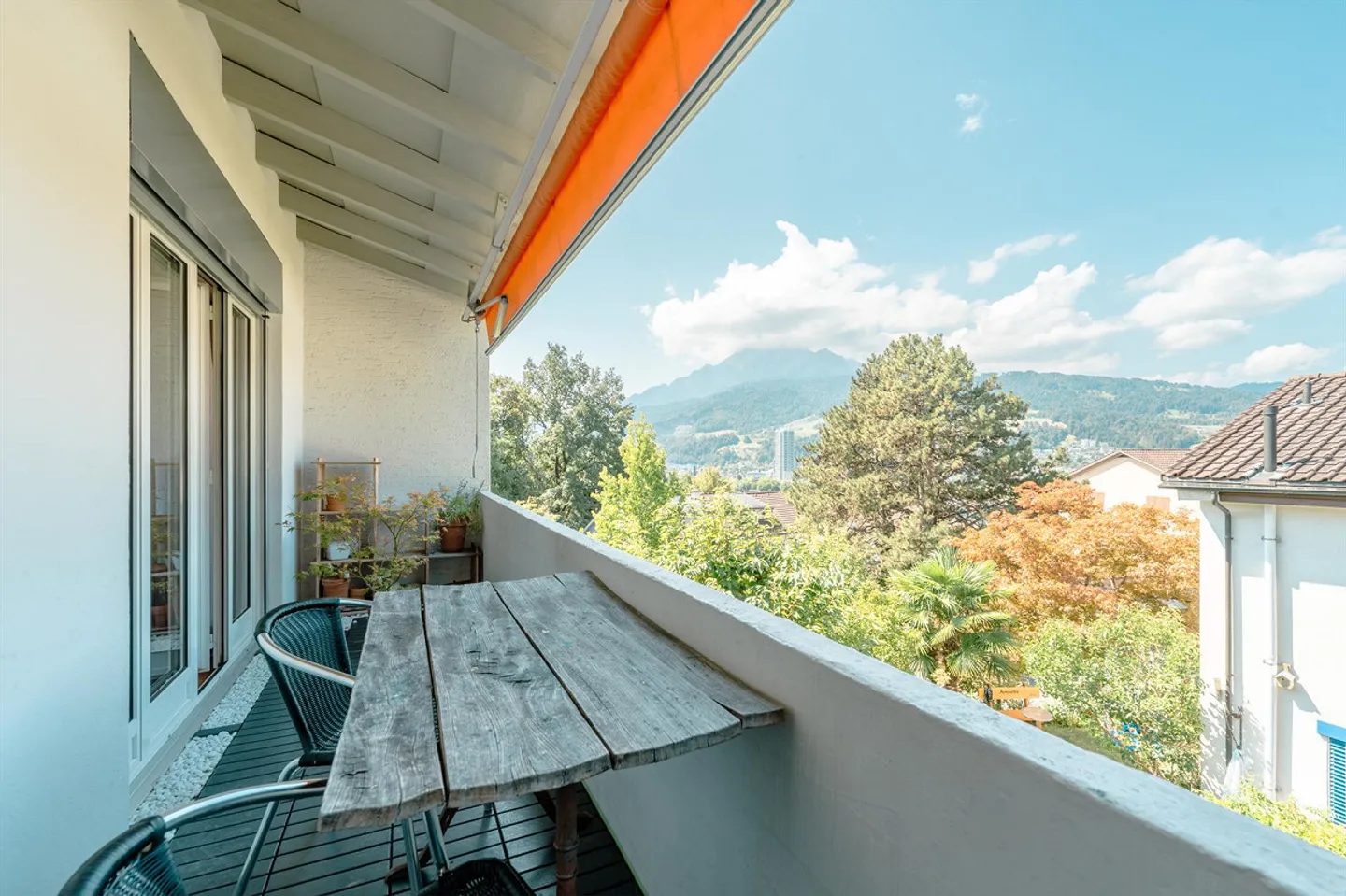 Casa multifamiliare doppia nella città di Lucerna - Foto 10 di 17