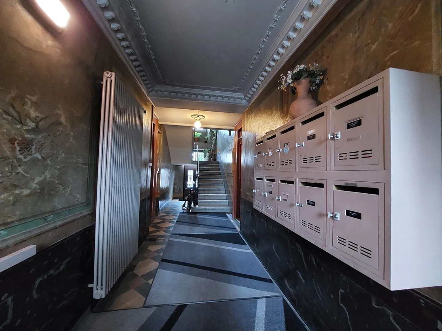 Immeuble résidentiel à vendre - Photo 4 sur 13