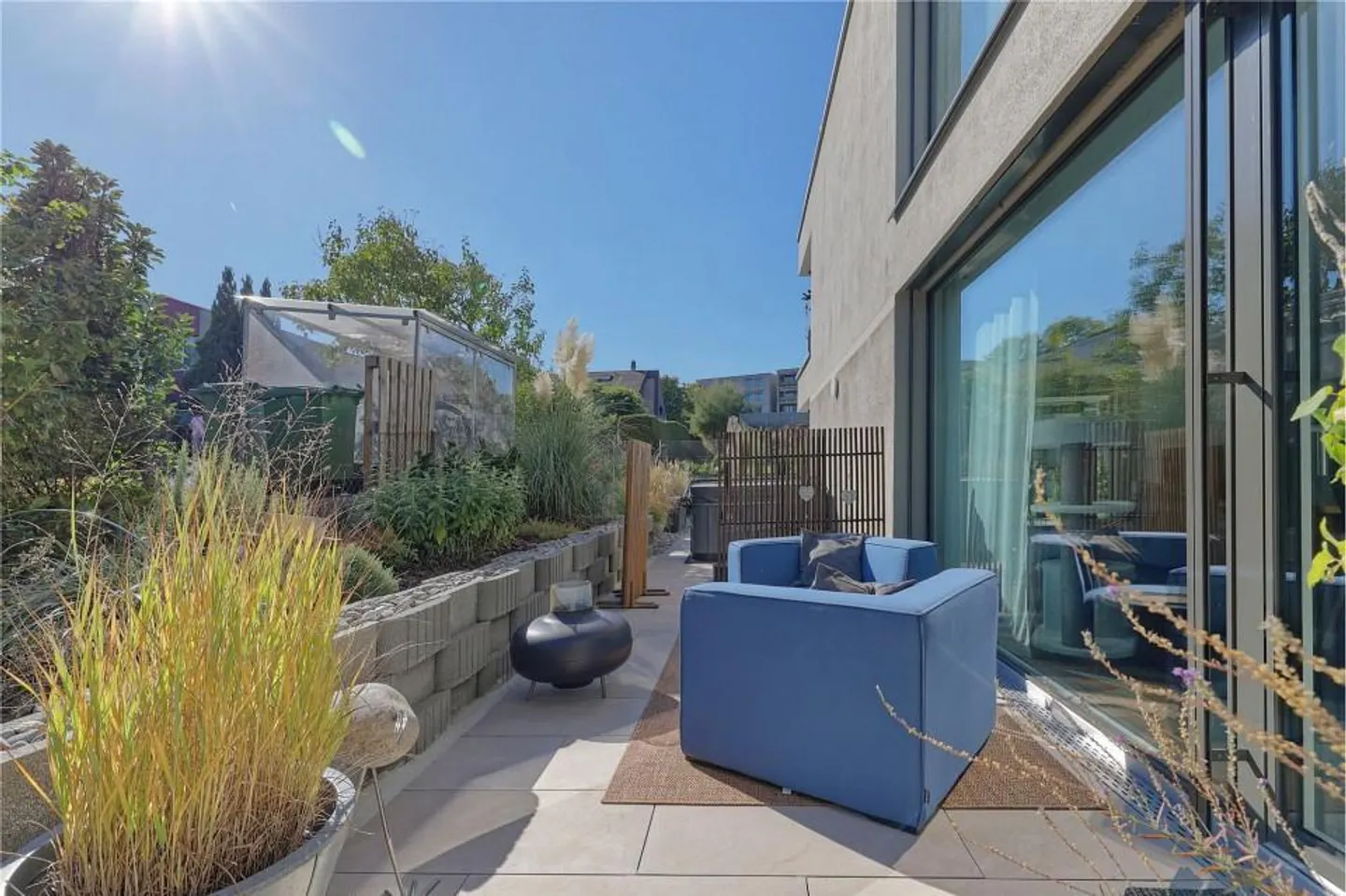 Modernes Apartment mit grossem Garten - Foto 7 von 13