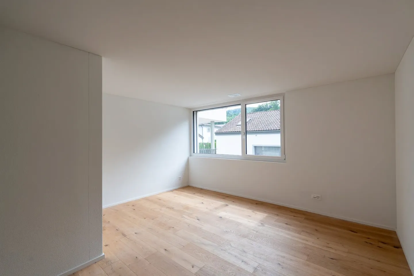 Appartement moderne et lumineux de 4,5 pièces - Photo 6 sur 9