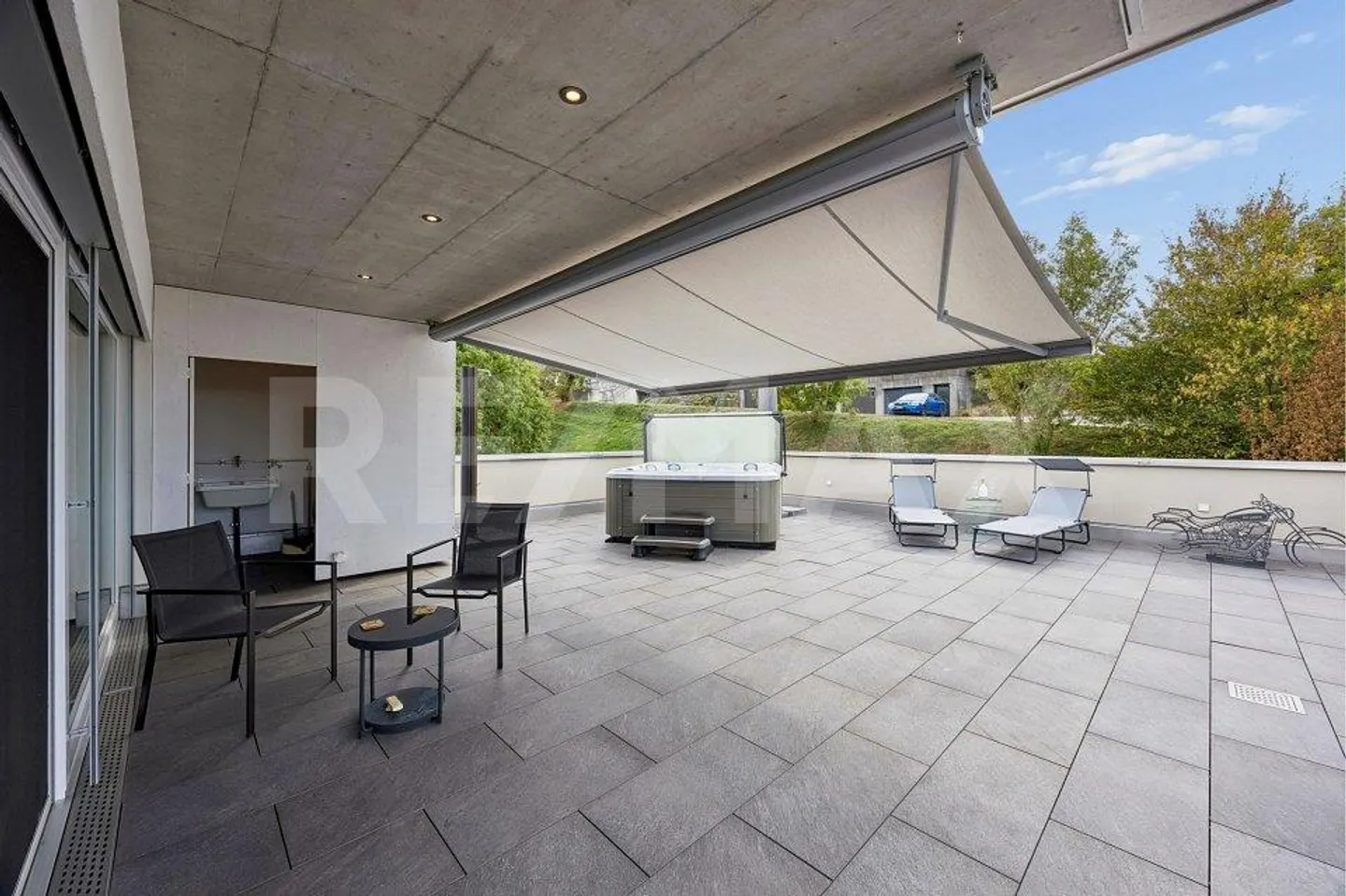 Appartement penthouse exclusif avec accès direct par ascenseur et grande terrasse sur le toit - Photo 10 sur 13