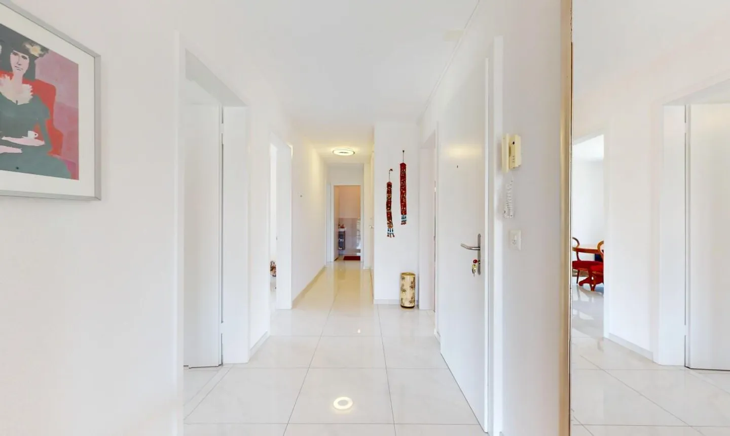 Moderno Attico direttamente sulla Zihl - Foto 10 di 11