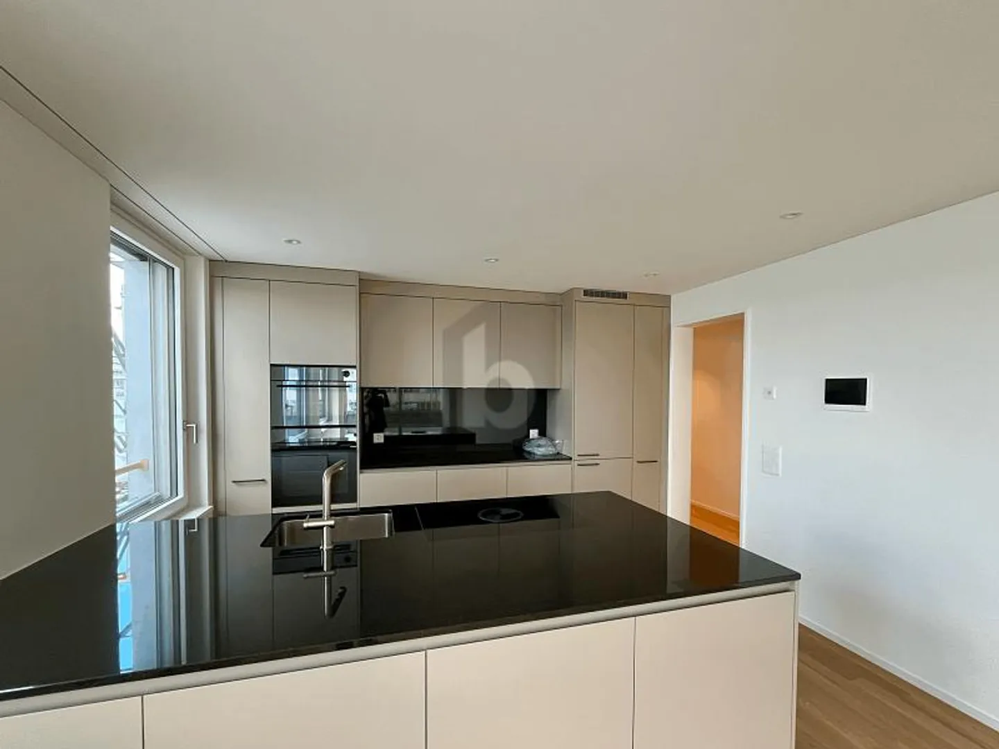 Appartement 2.5 pièces - Foto 3 von 6