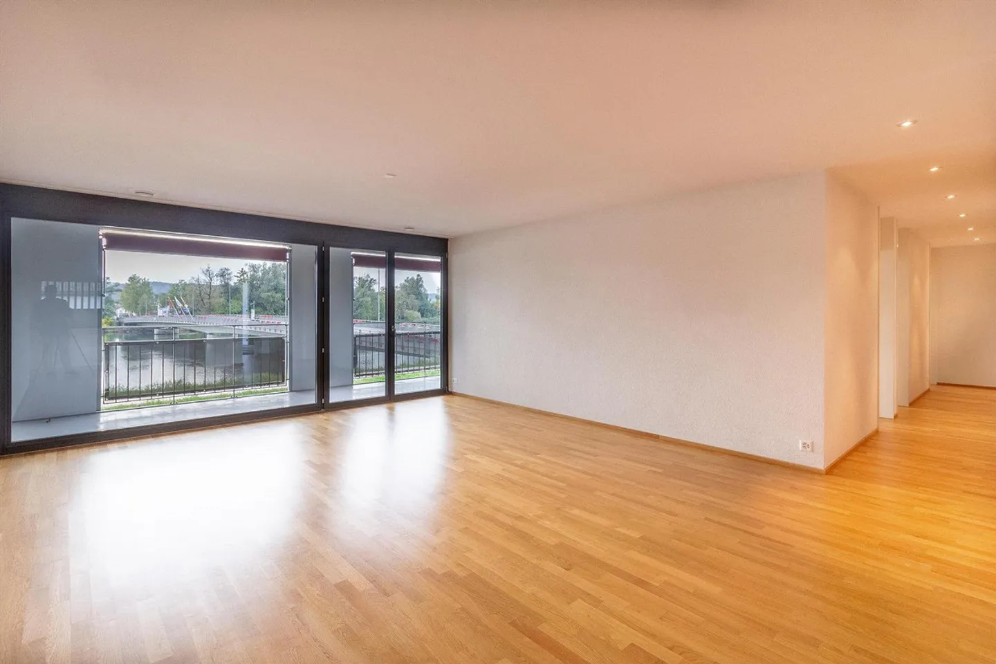 Sogno abitativo direttamente sull'Aare - Foto 3 di 8