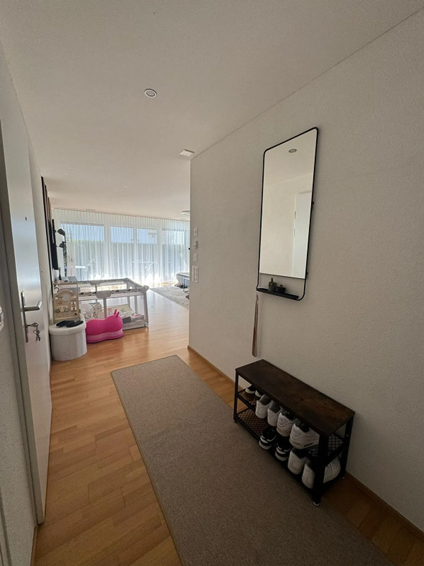 Modern 2.5 Room Ground Floor Apartment - Photo 5 of 7