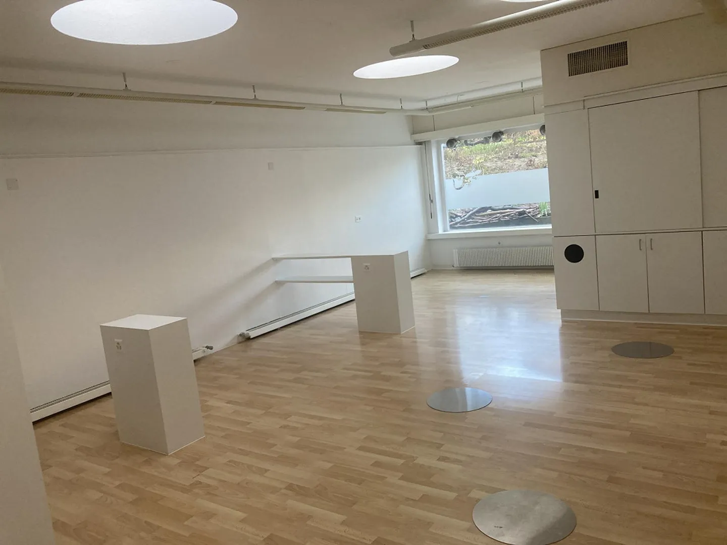 Helles Atelier zu vermieten - Foto 2 von 7