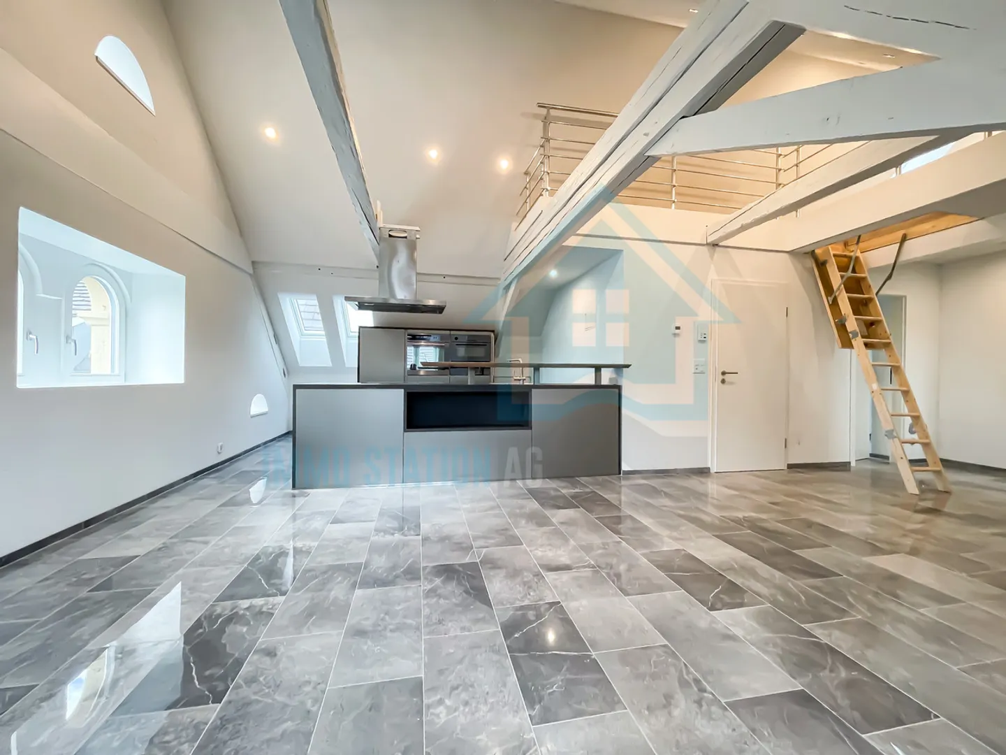 Charmantes Loft im Zentrum von Döttingen - Foto 1 von 12