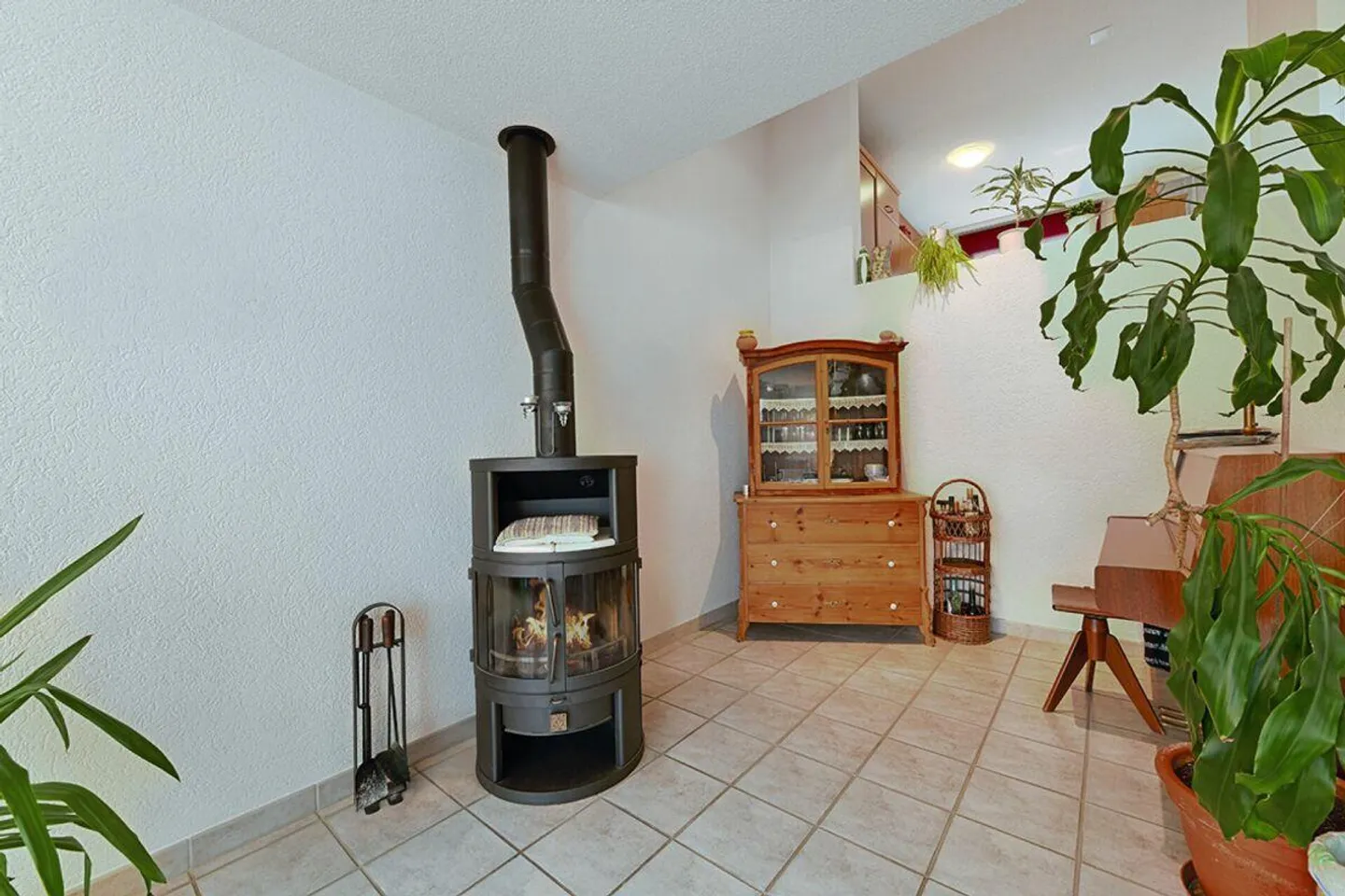 Casa a schiera 5.5 locali in una posizione tranquilla e adatta ai bambini - Foto 4 di 17