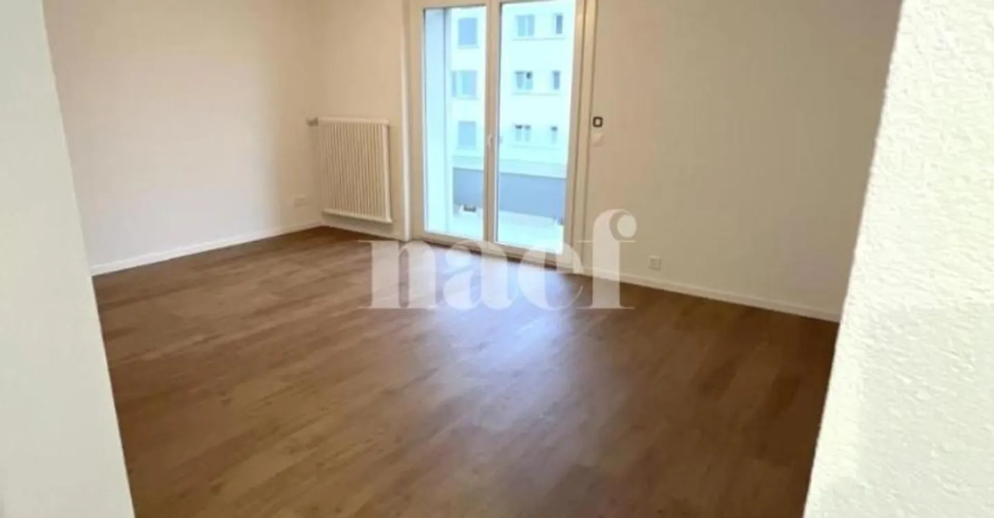 Sublime appartamento moderno di 3 stanze con balcone - Foto 2 di 4
