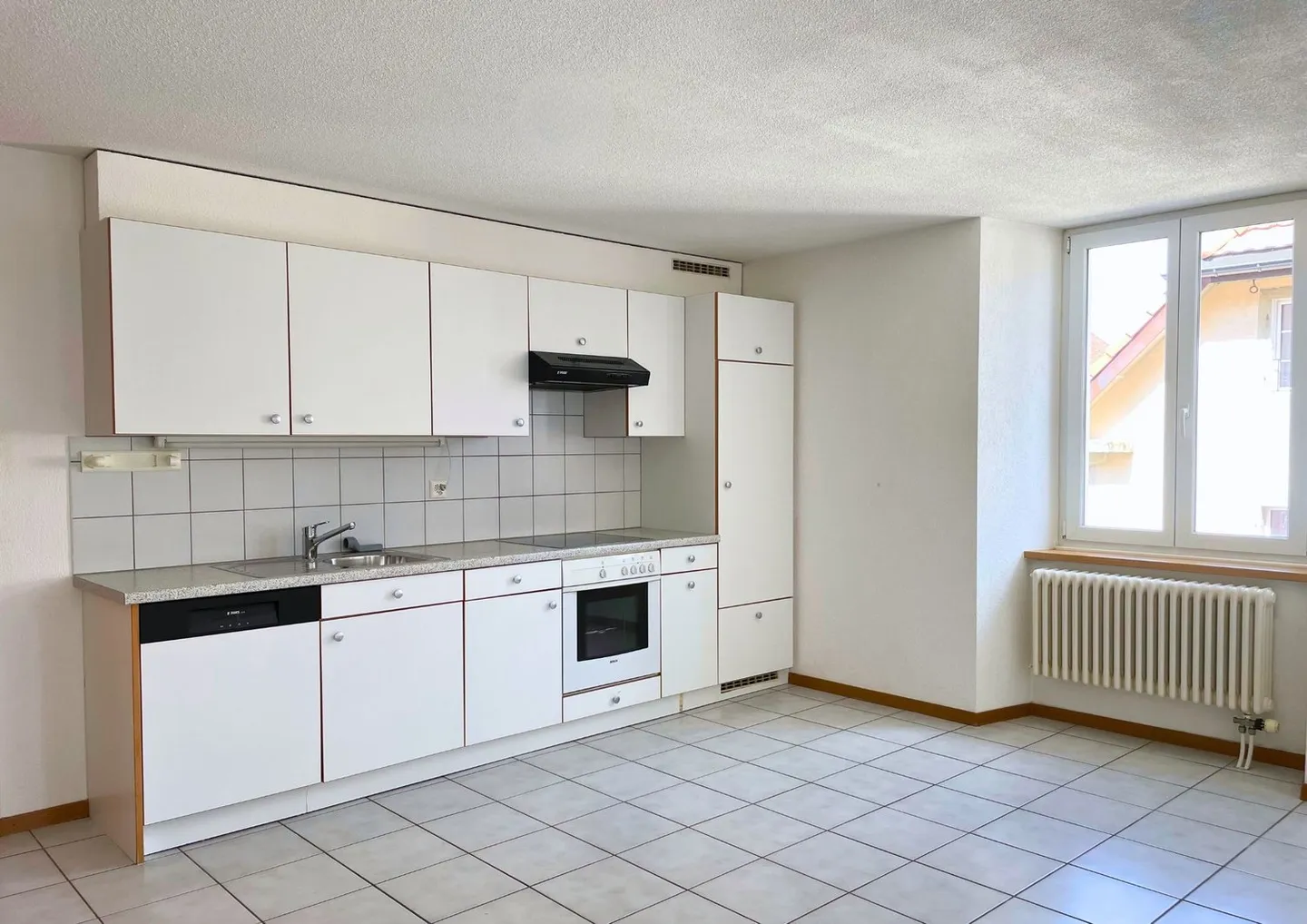 RESERVE! RENTAL BUILDING WITH A YIELD OF 5.25% - Photo 7 of 8