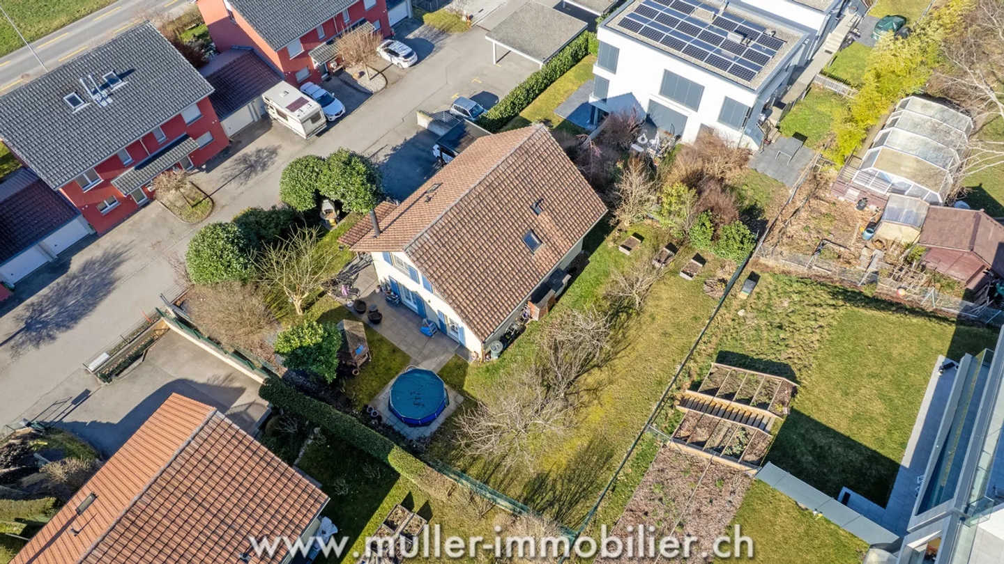 Superba villa indipendente con giardino a Ursy - Foto 10 di 13