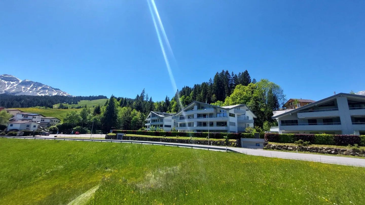 neuwertige 3.5 Zimmer-Wohnung in Sörenberg (auch als Ferienwohnung) - Foto 1 von 12