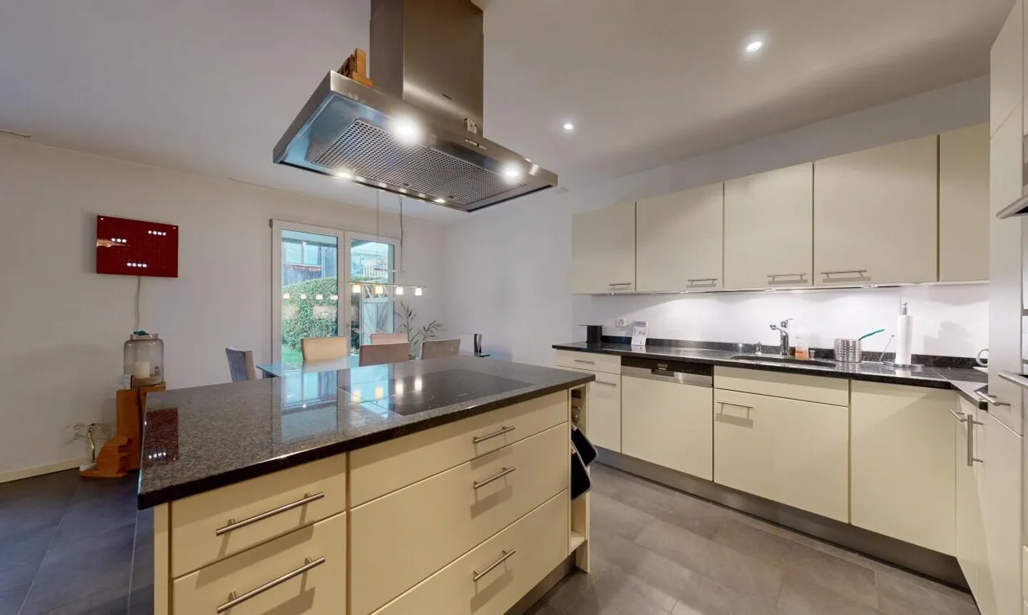 Modern 4.5-room garden maisonette apartment in Stäfa - Photo 5 of 11