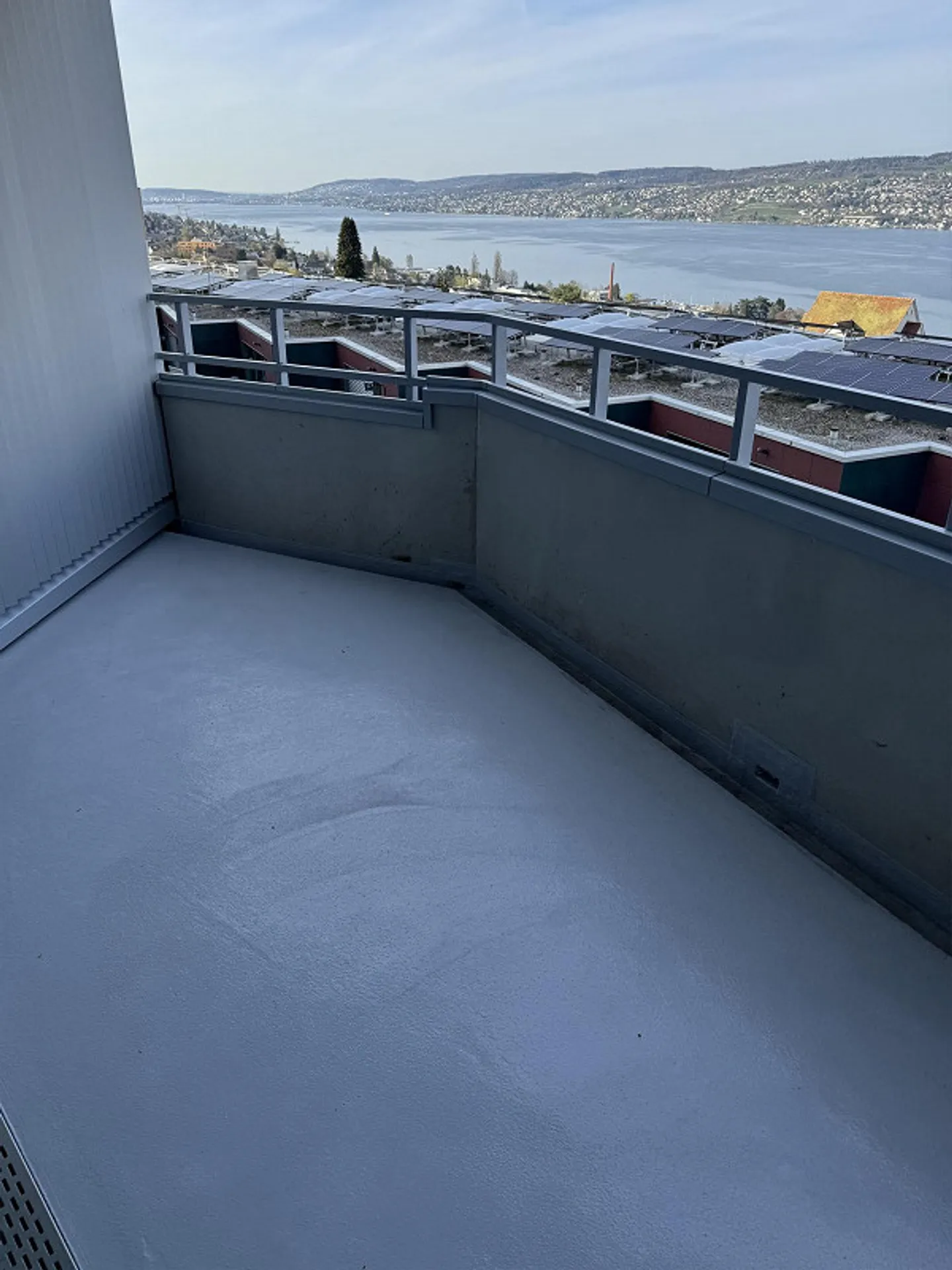 Newly built apartment with unique lake view - Photo 5 of 15