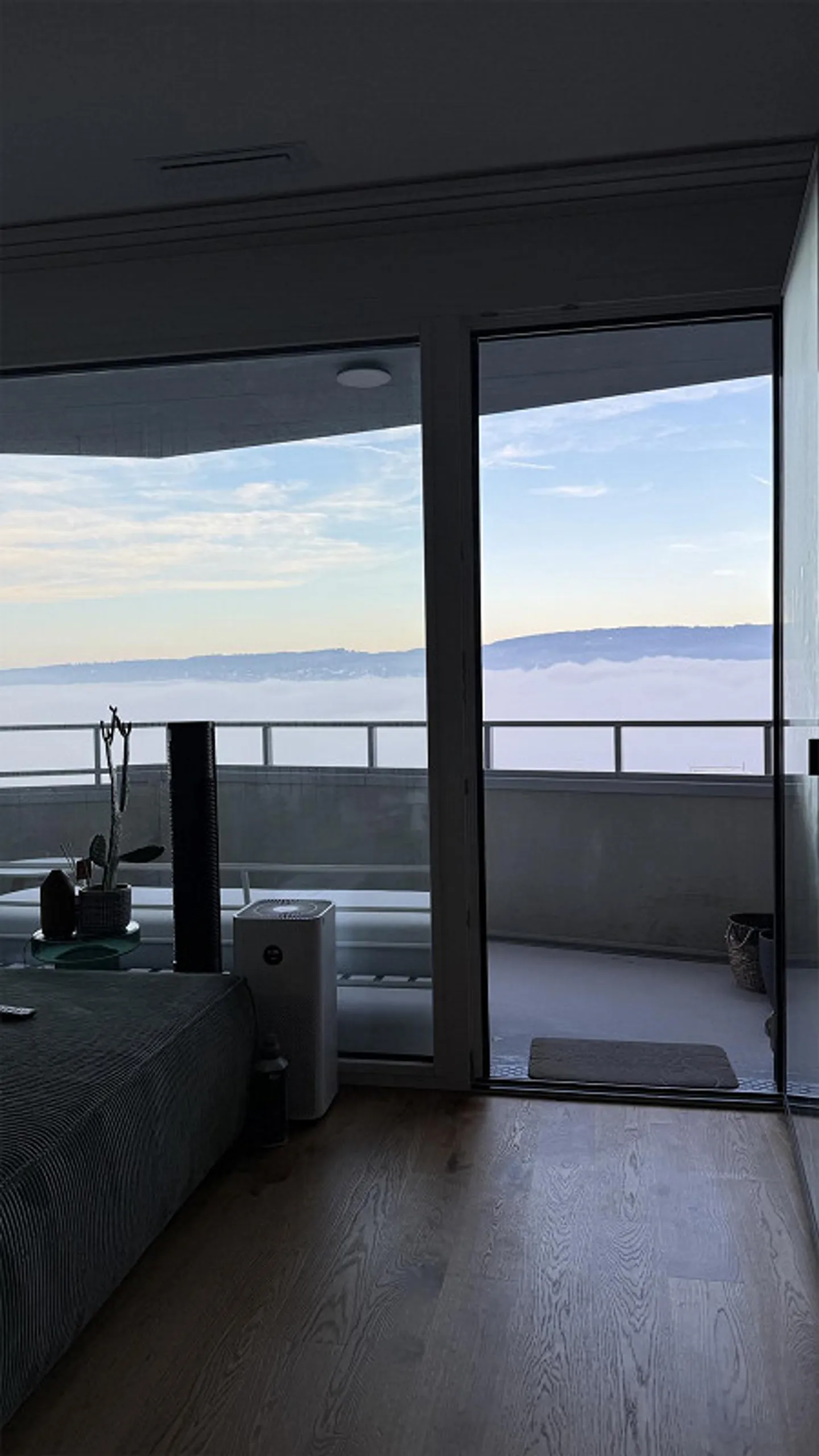 Newly built apartment with unique lake view - Photo 13 of 15