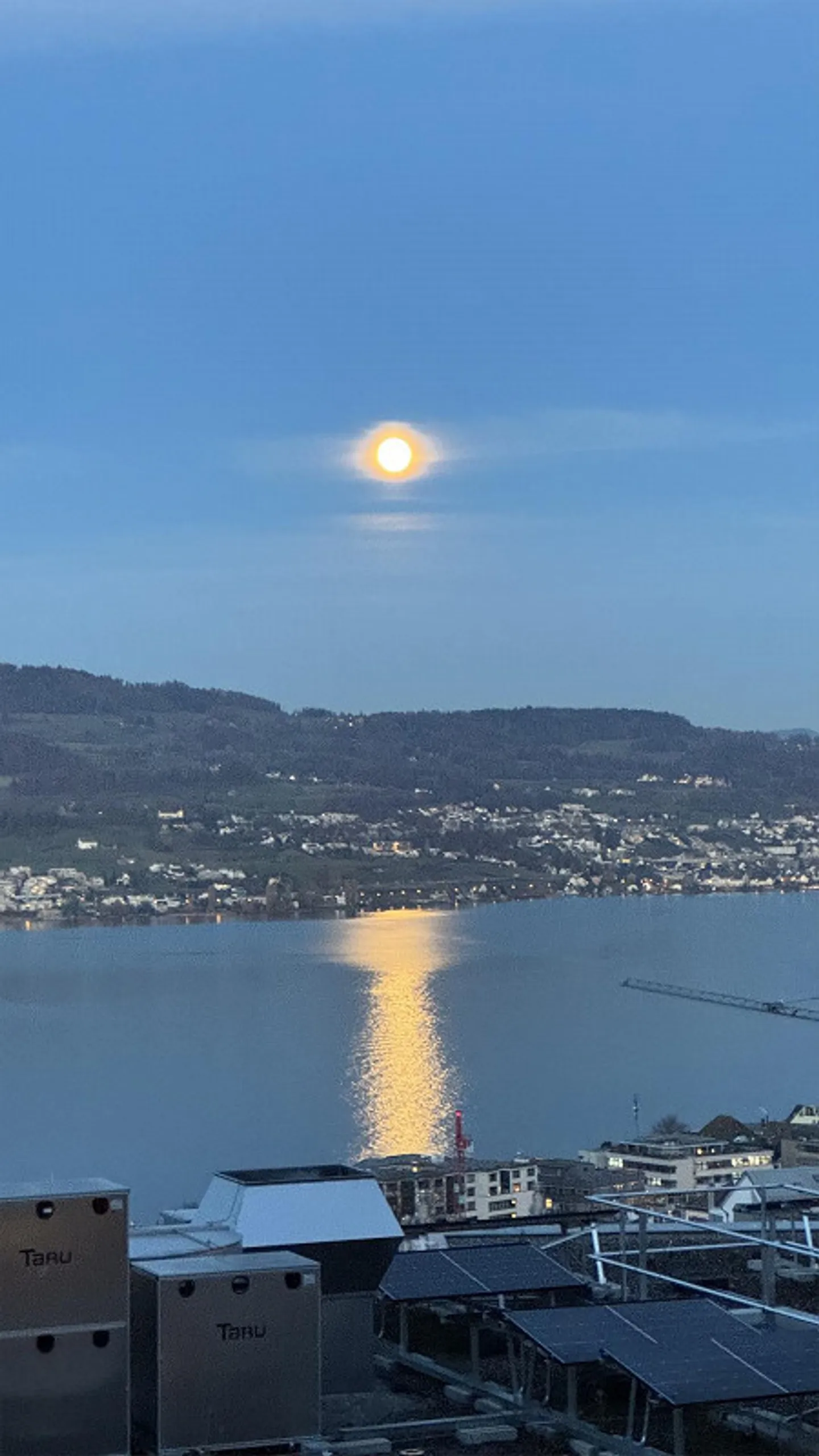 Newly built apartment with unique lake view - Photo 12 of 15