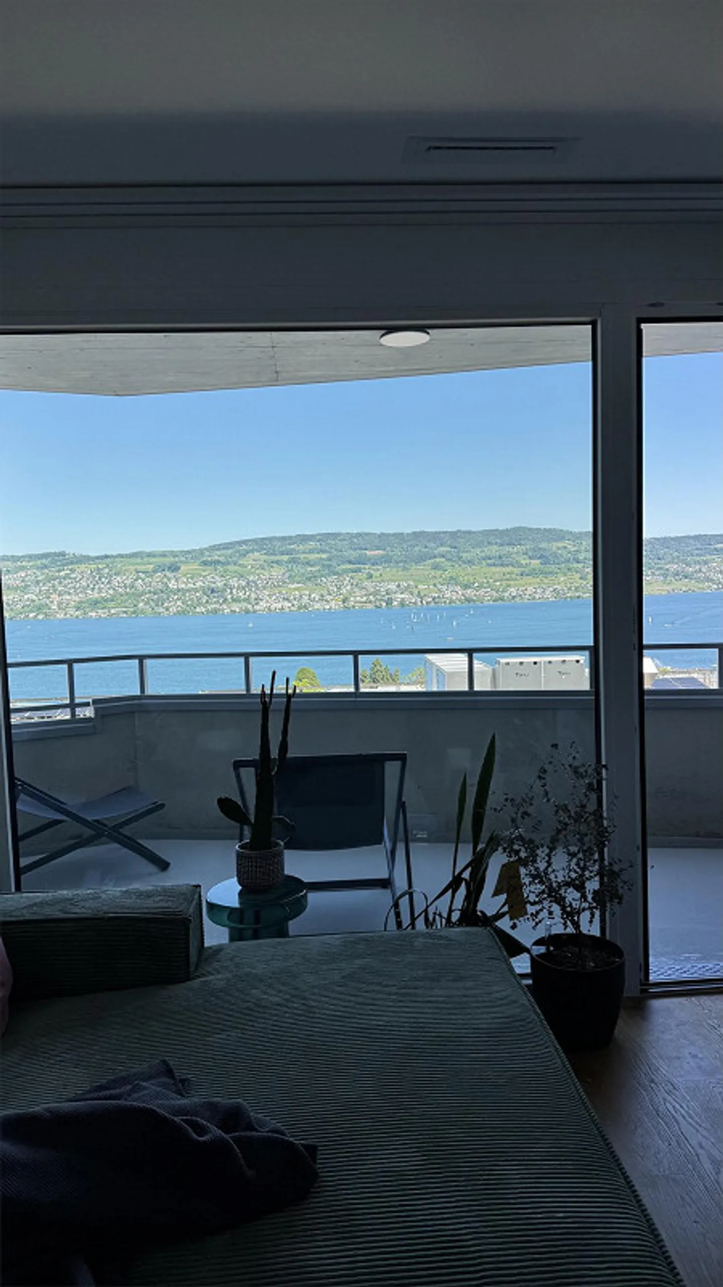 Newly built apartment with unique lake view - Photo 15 of 15