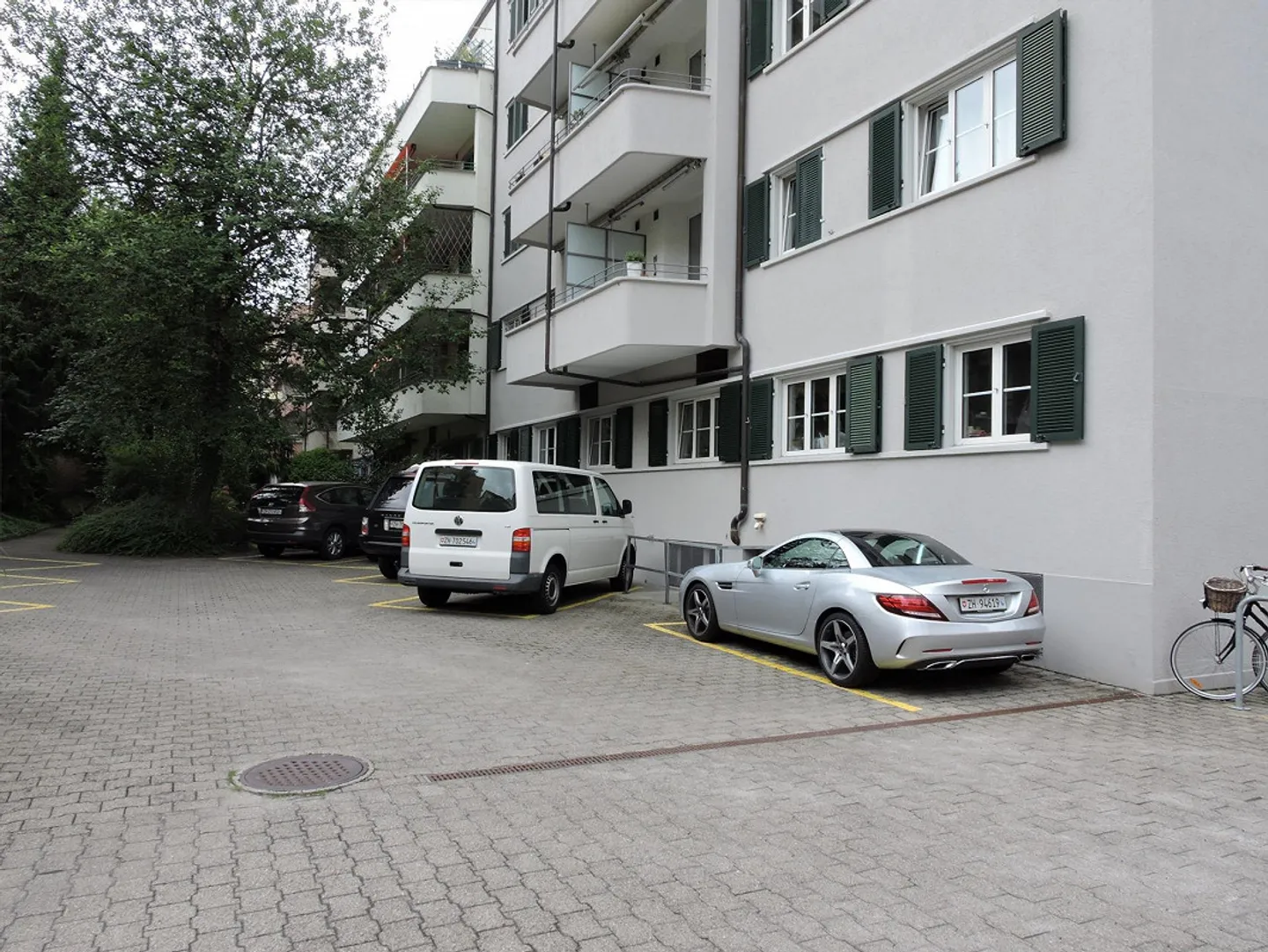 Posto auto all'aperto in affitto a Wollishofen! - Foto 1 di 1