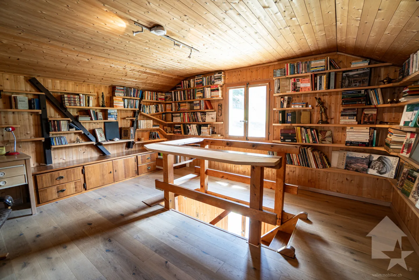 Charmantes traditionelles Chalet auf drei Ebenen mit Panoramablick über das Tal - Foto 17 von 24