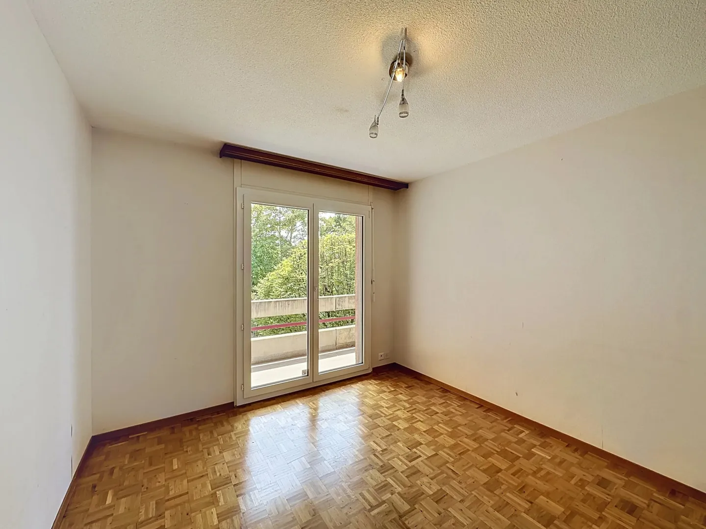 Grosse Wohnung mit grosser Terrasse - Foto 7 von 9