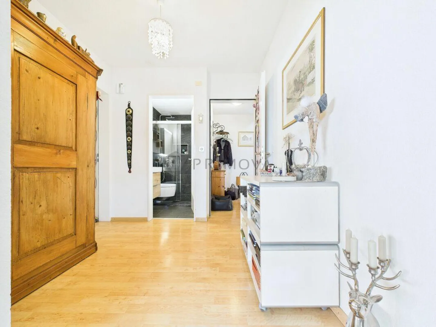 Grandiosa casa indipendente di 6,5 stanze con vista montagna non ostacolata, offre tutto ciò che il cuore desidera! - Foto 9 di 15