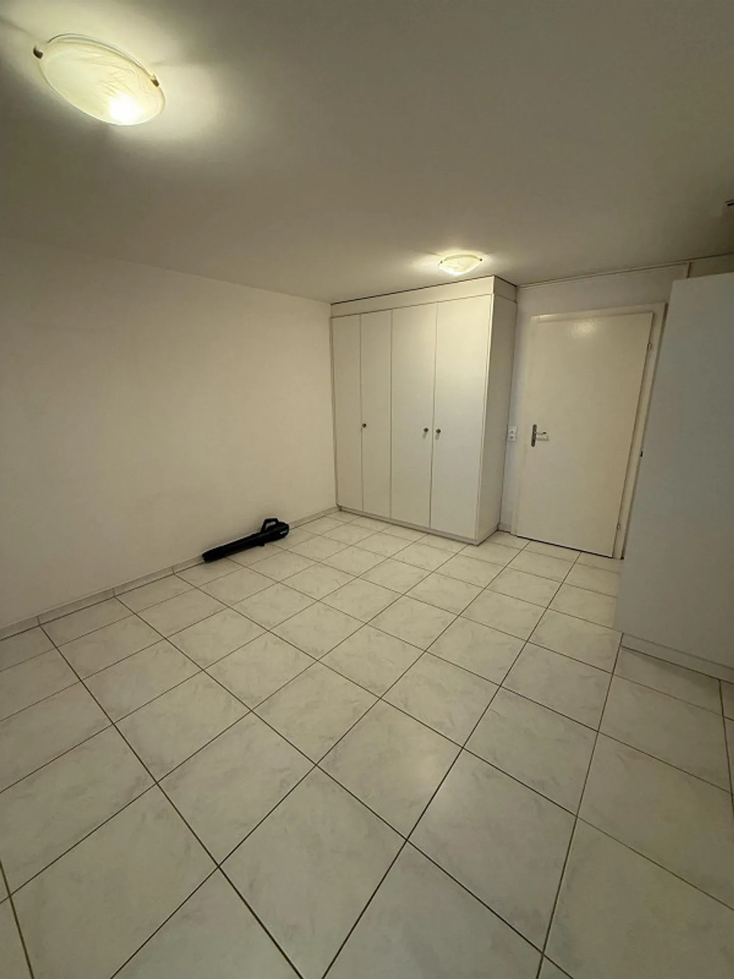 Maison de ville 4.5 pièces avec jardin, balcons et accès au garage souterrain - Photo 12 sur 21