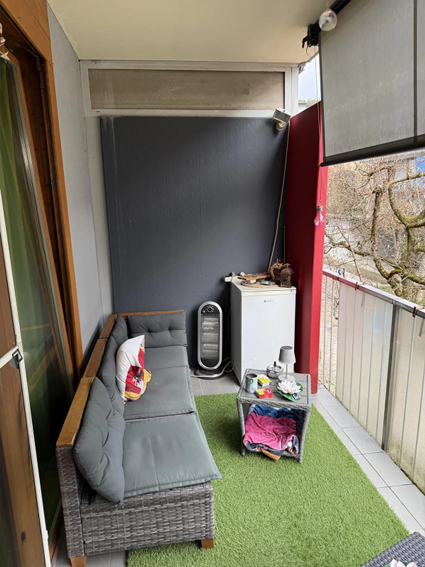 Maison de ville 4.5 pièces avec jardin, balcons et accès au garage souterrain - Photo 7 sur 21