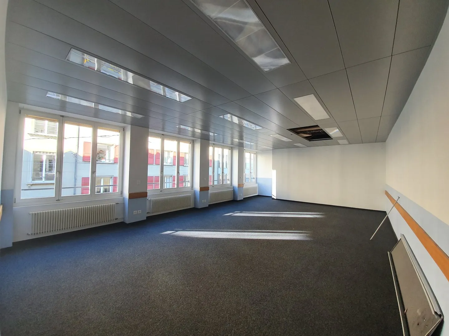 Central office and service area near Ryfflihof for rent - Photo 3 of 8