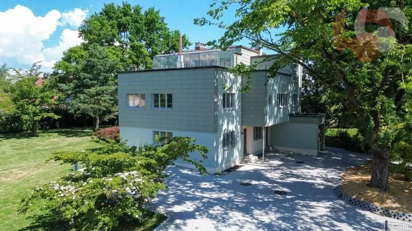 6.5 room duplex with splendid garden and terraces in a fully renovated architect - Photo 15 of 27